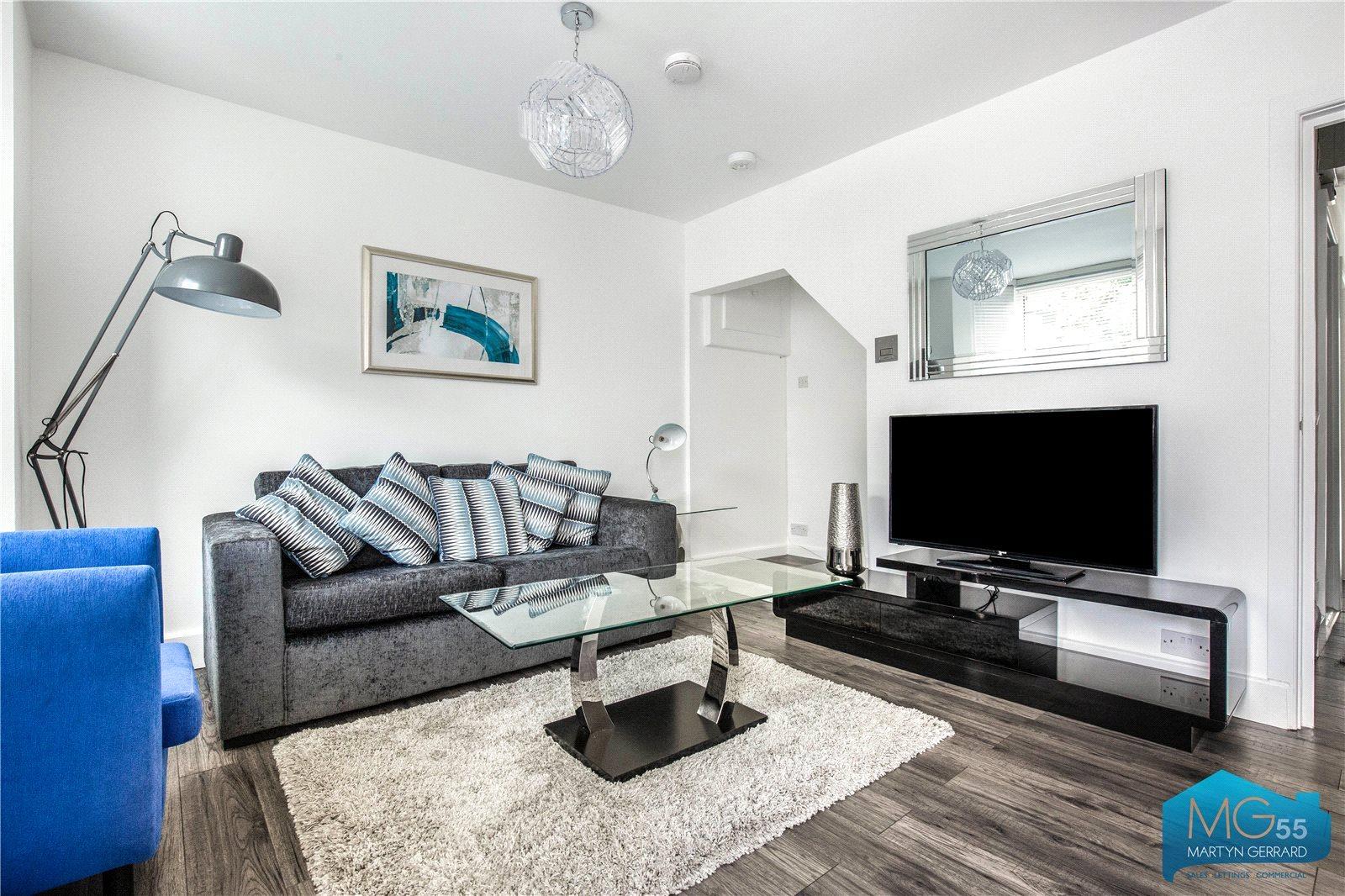 3 bedroom End of Terrace House to rent - Martyn Gerrard