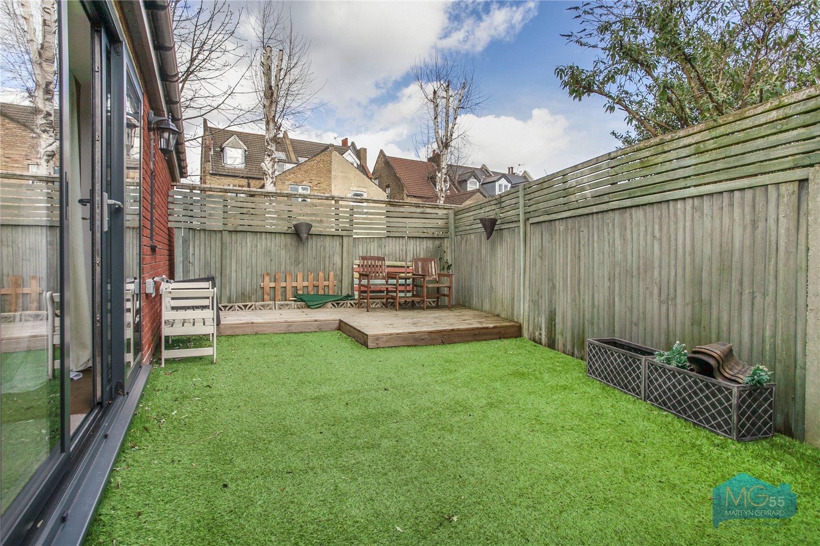 1 bedroom House to rent - Martyn Gerrard