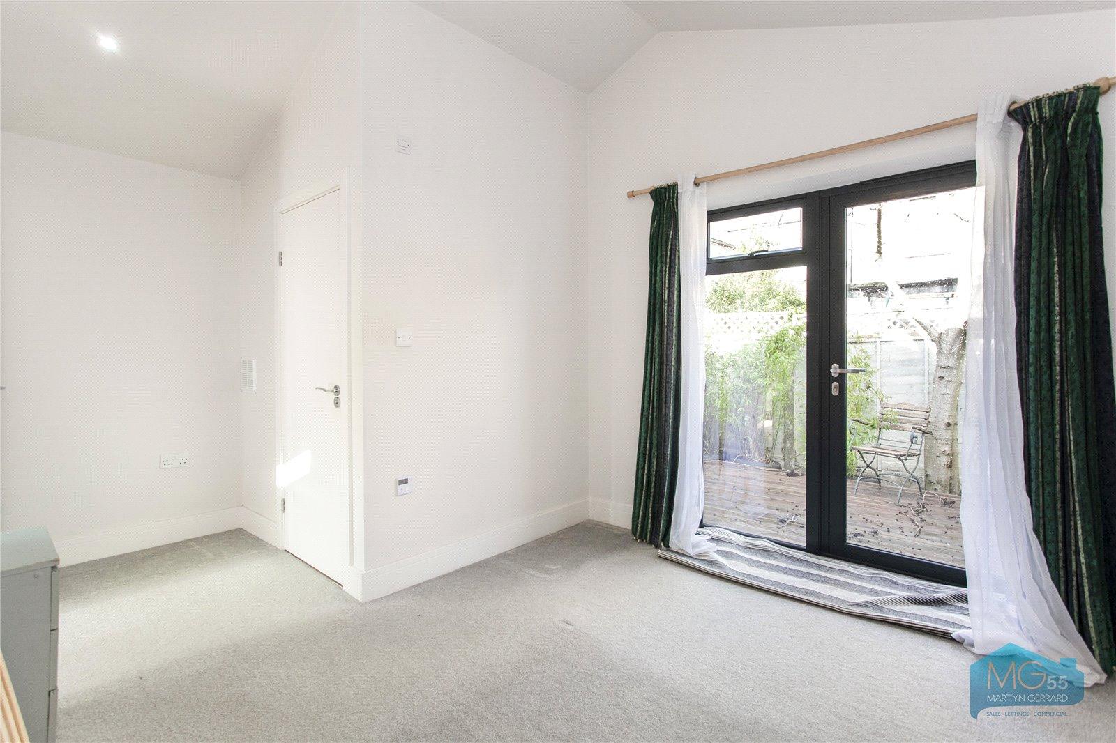 1 bedroom House to rent - Martyn Gerrard