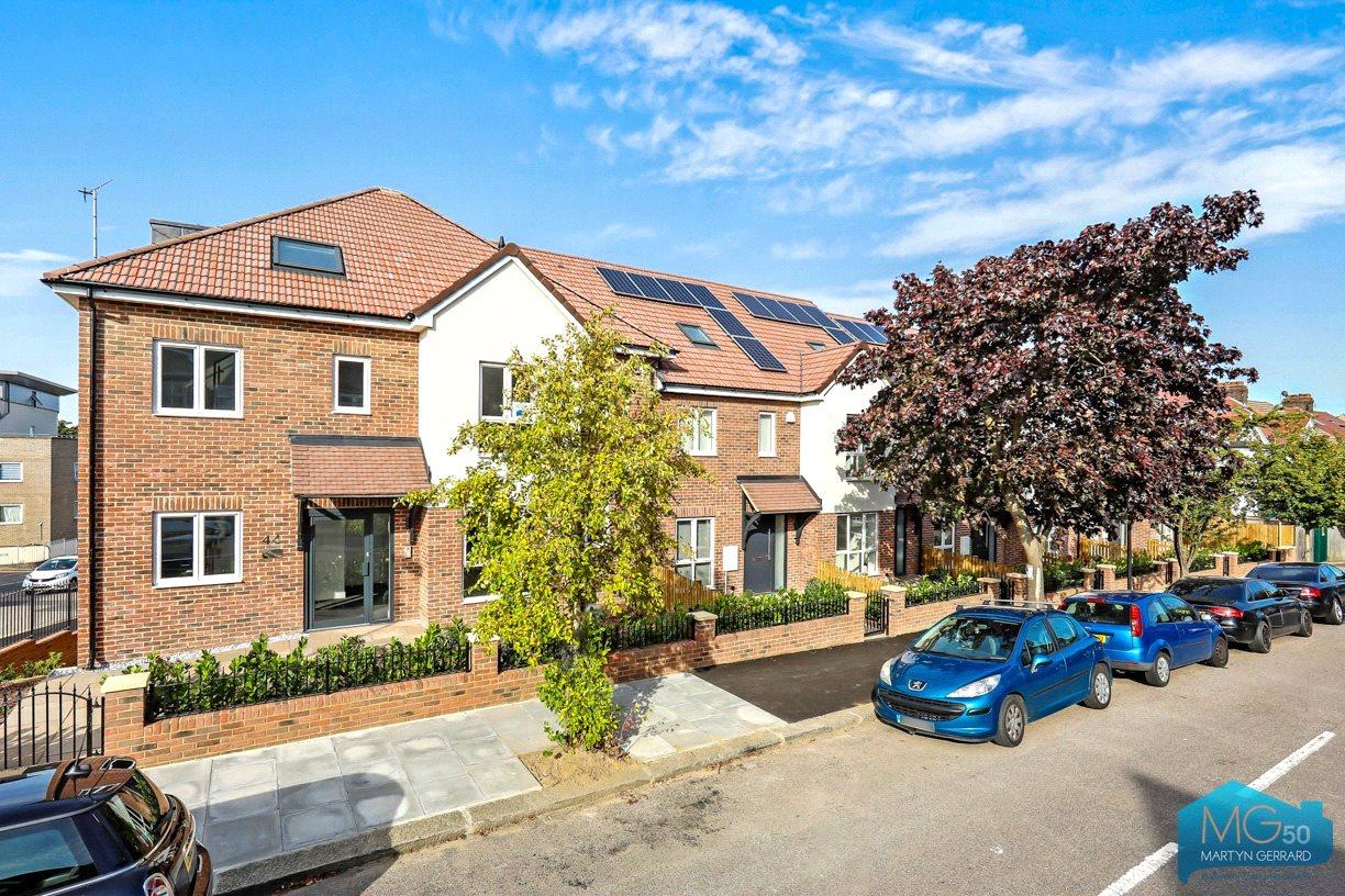 1 bedroom Apartment to rent - Martyn Gerrard