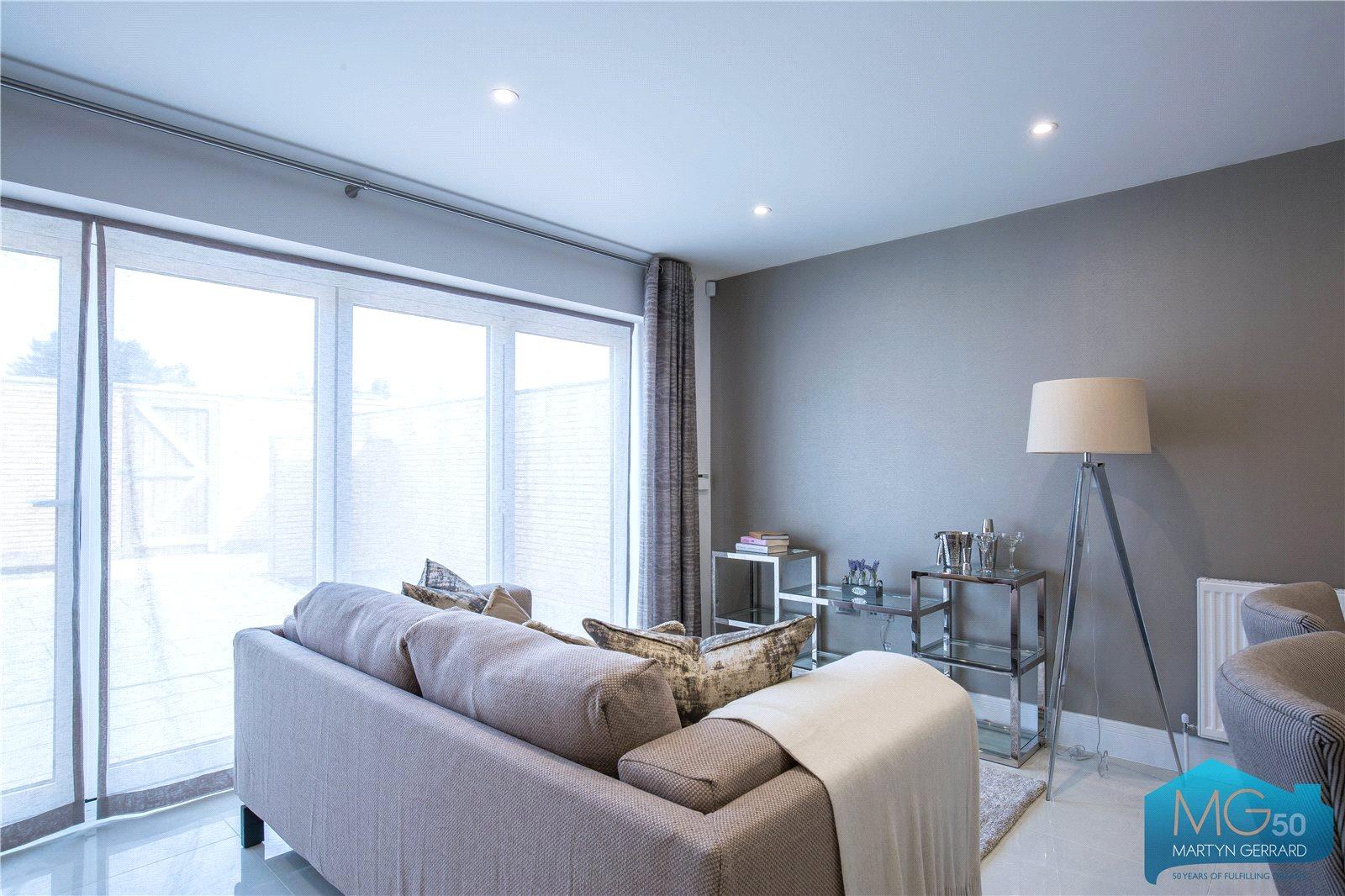 4 bedroom Terraced House to rent - Martyn Gerrard