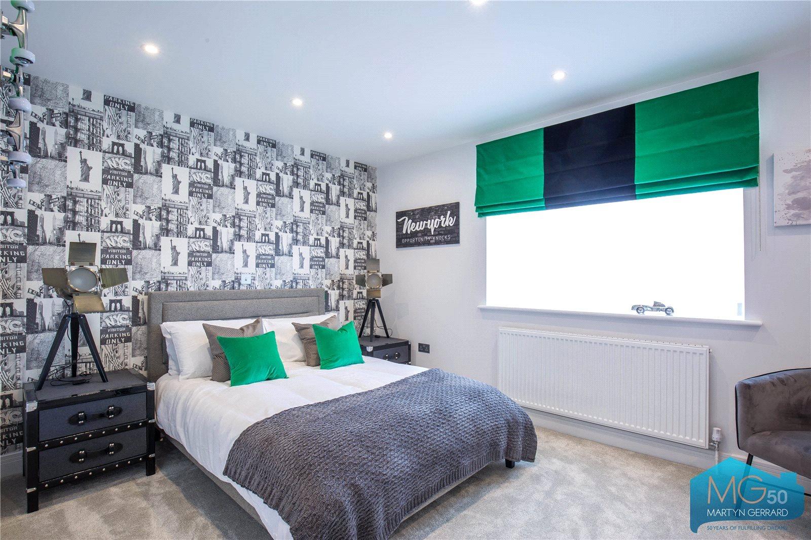 4 bedroom Terraced House to rent - Martyn Gerrard