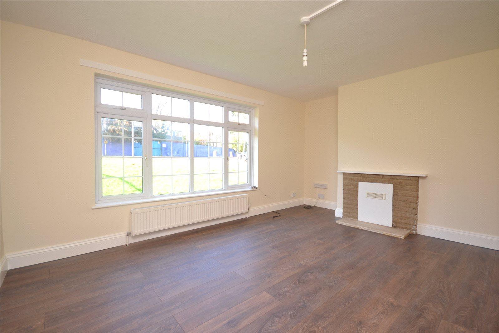 2 bedroom Apartment to rent - Martyn Gerrard