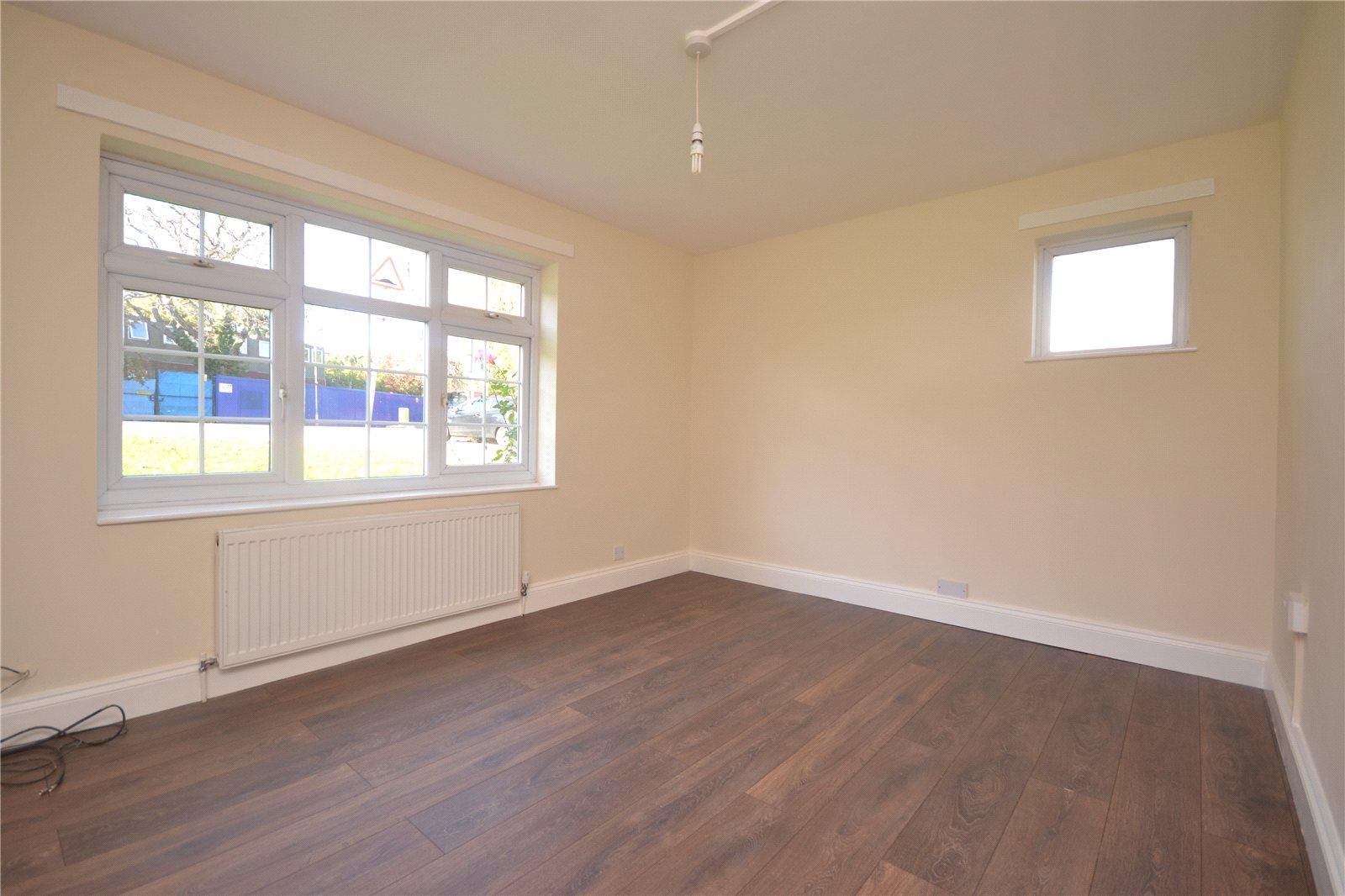 2 bedroom Apartment to rent - Martyn Gerrard