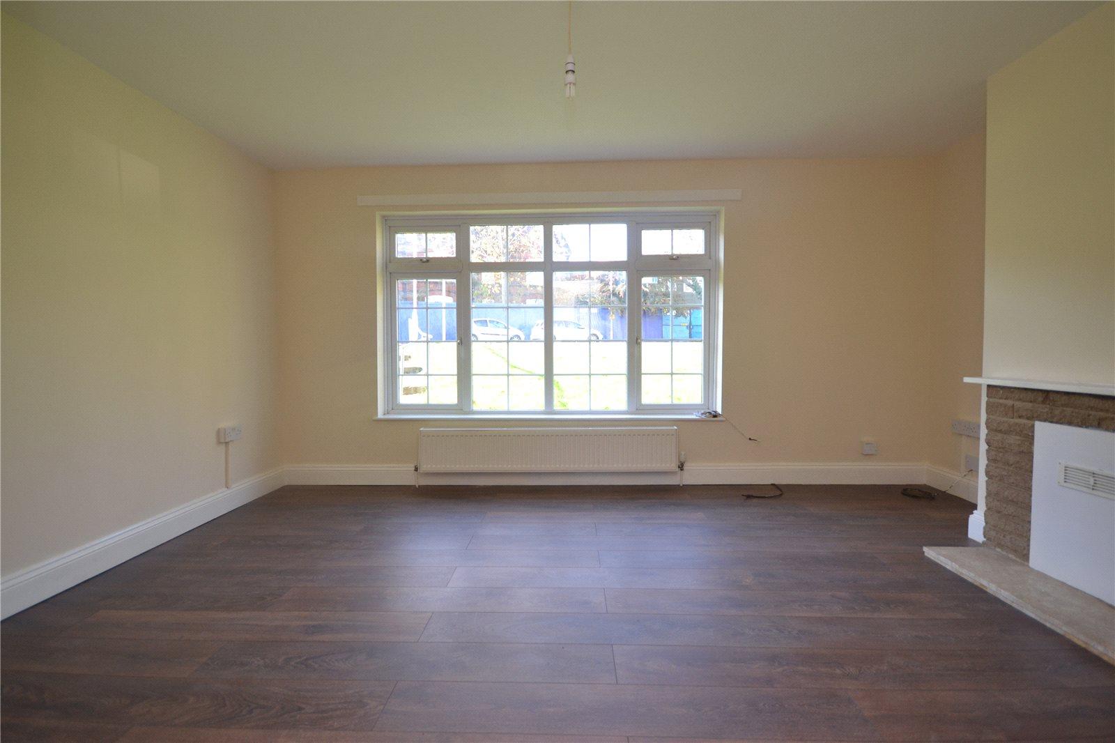 2 bedroom Apartment to rent - Martyn Gerrard