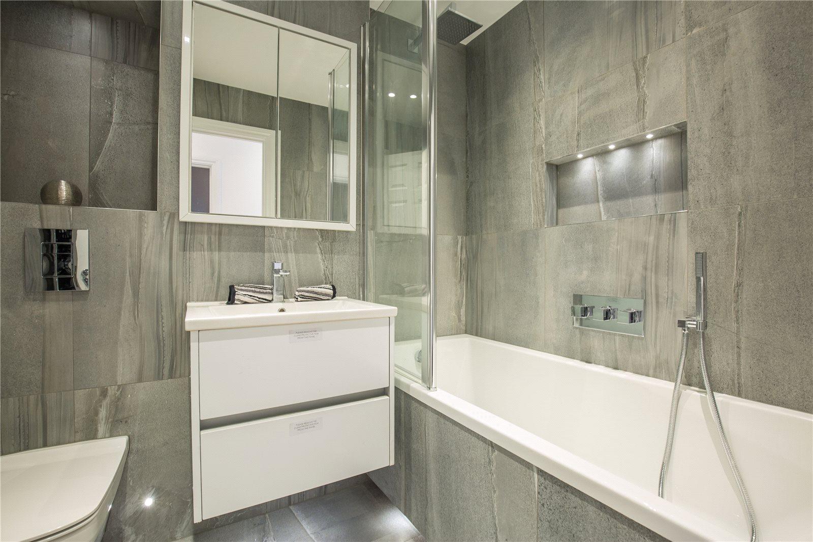 2 bedroom Apartment to rent - Martyn Gerrard