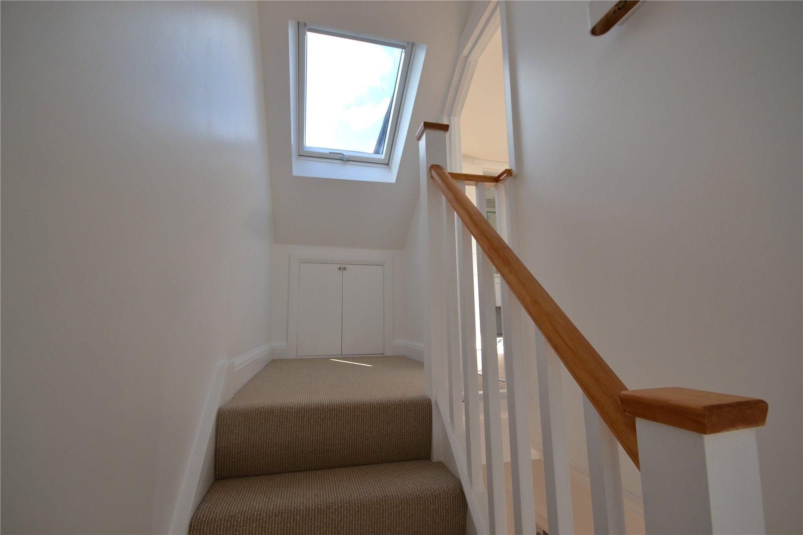 2 bedroom Apartment to rent - Martyn Gerrard