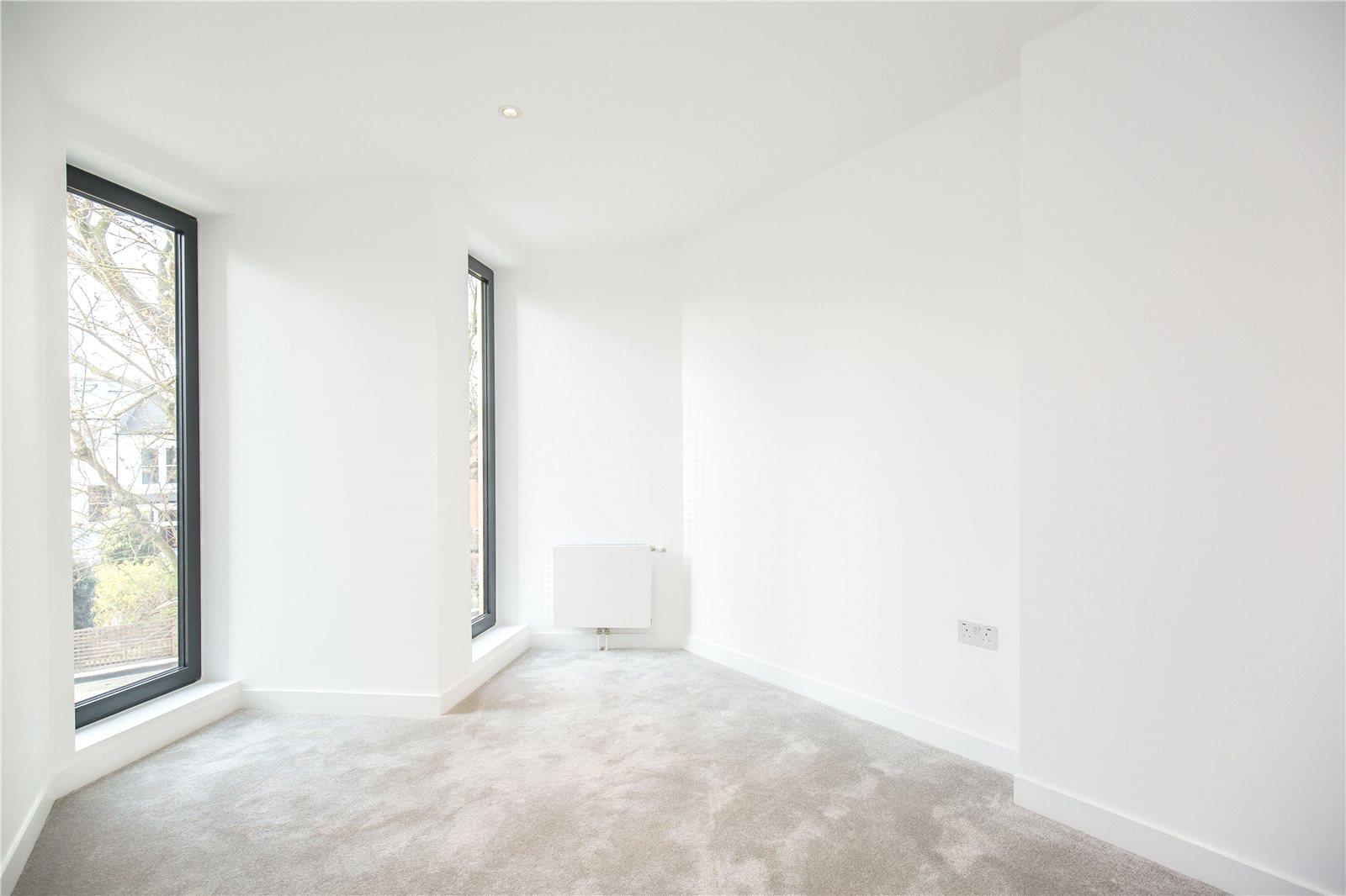 2 bedroom Property to rent - Martyn Gerrard