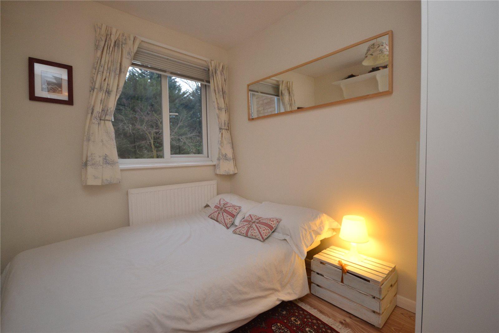 2 bedroom Apartment to rent - Martyn Gerrard
