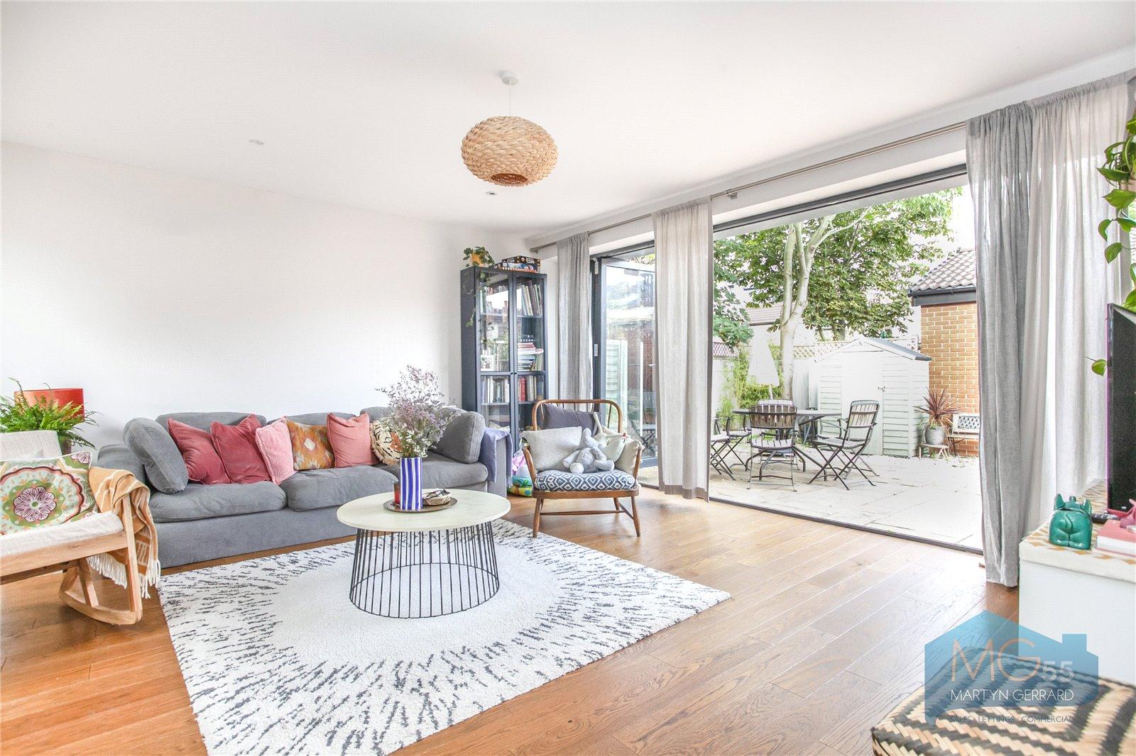 2 bedroom Bungalow to rent - Martyn Gerrard