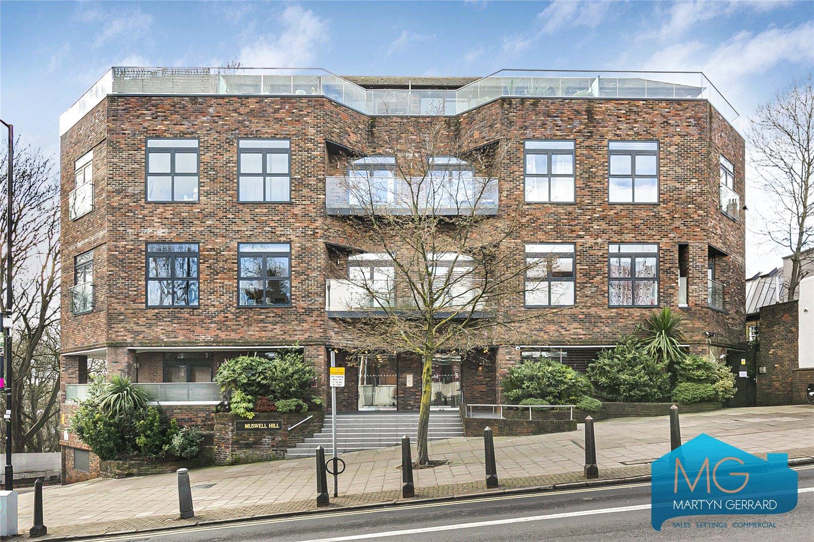 3 bedroom Apartment to rent - Martyn Gerrard