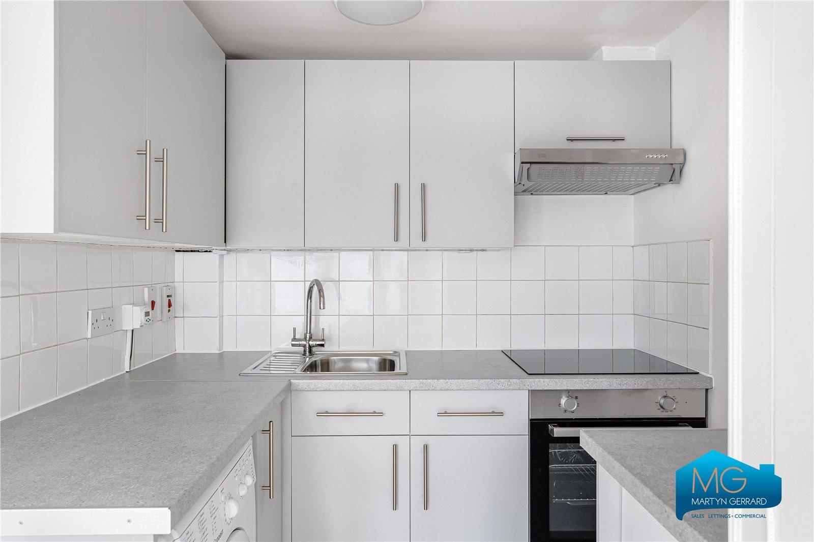 Terraced House to rent + ' - Martyn Gerrard