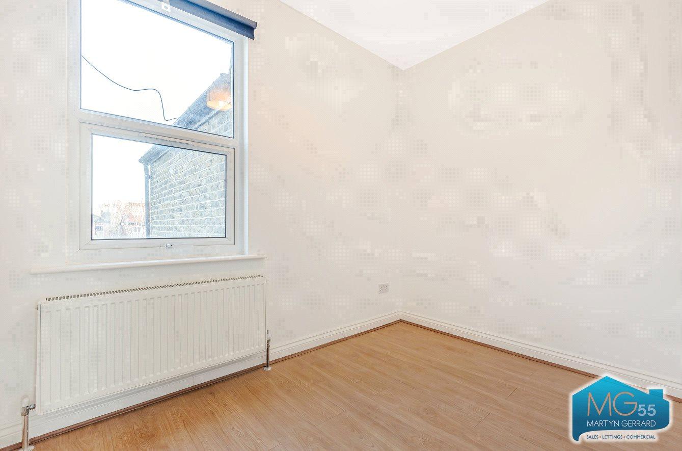3 bedroom House to rent - Martyn Gerrard