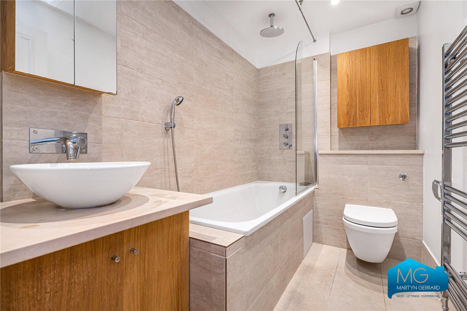 2 bedroom Apartment to rent - Martyn Gerrard