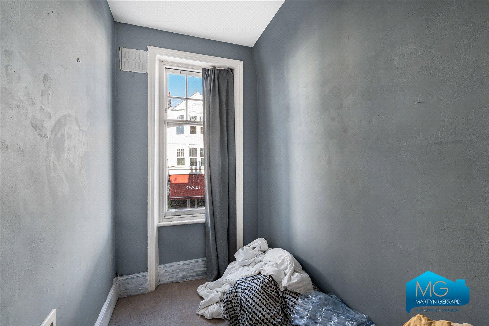 3 bedroom Apartment to rent - Martyn Gerrard