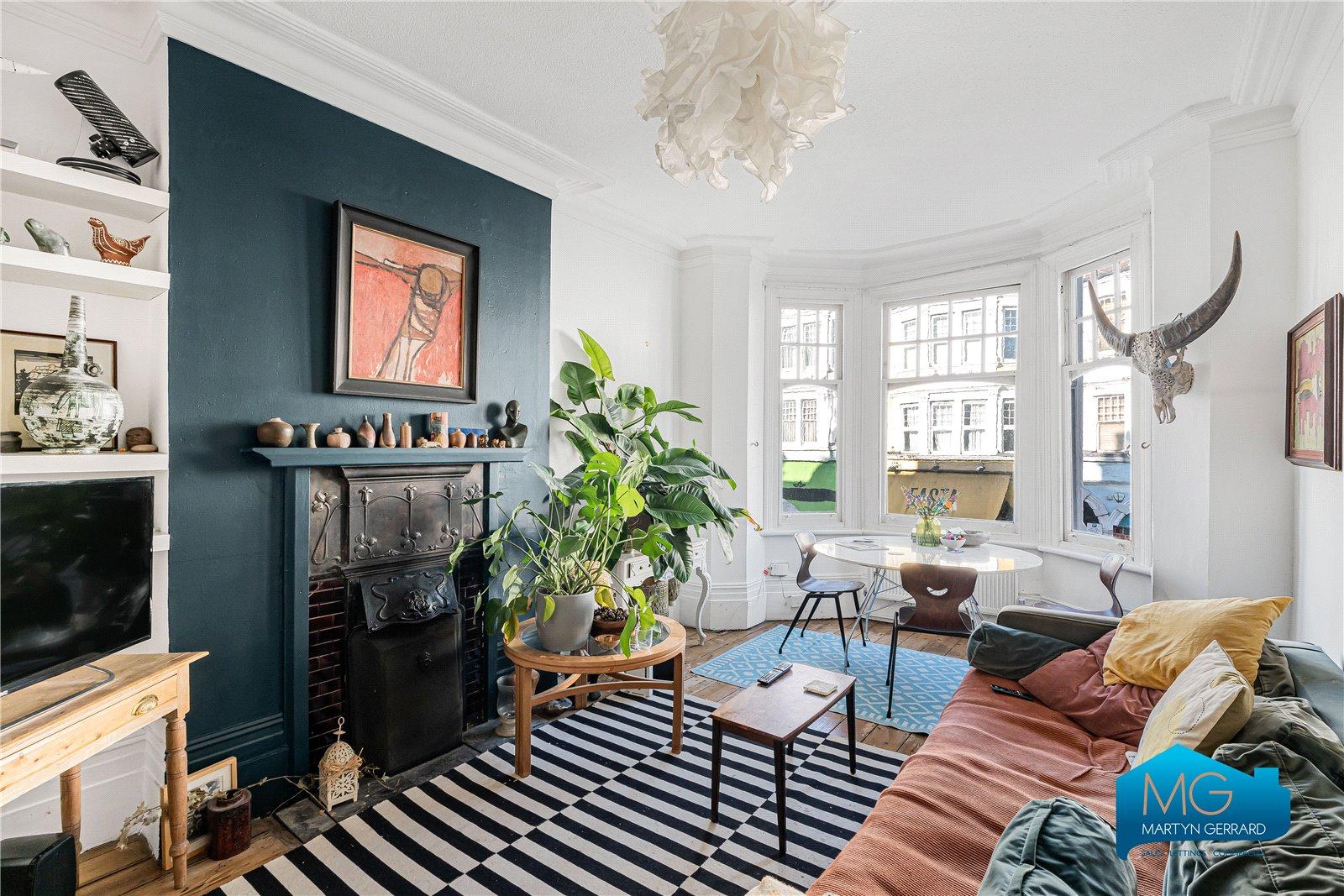 3 bedroom Apartment to rent - Martyn Gerrard