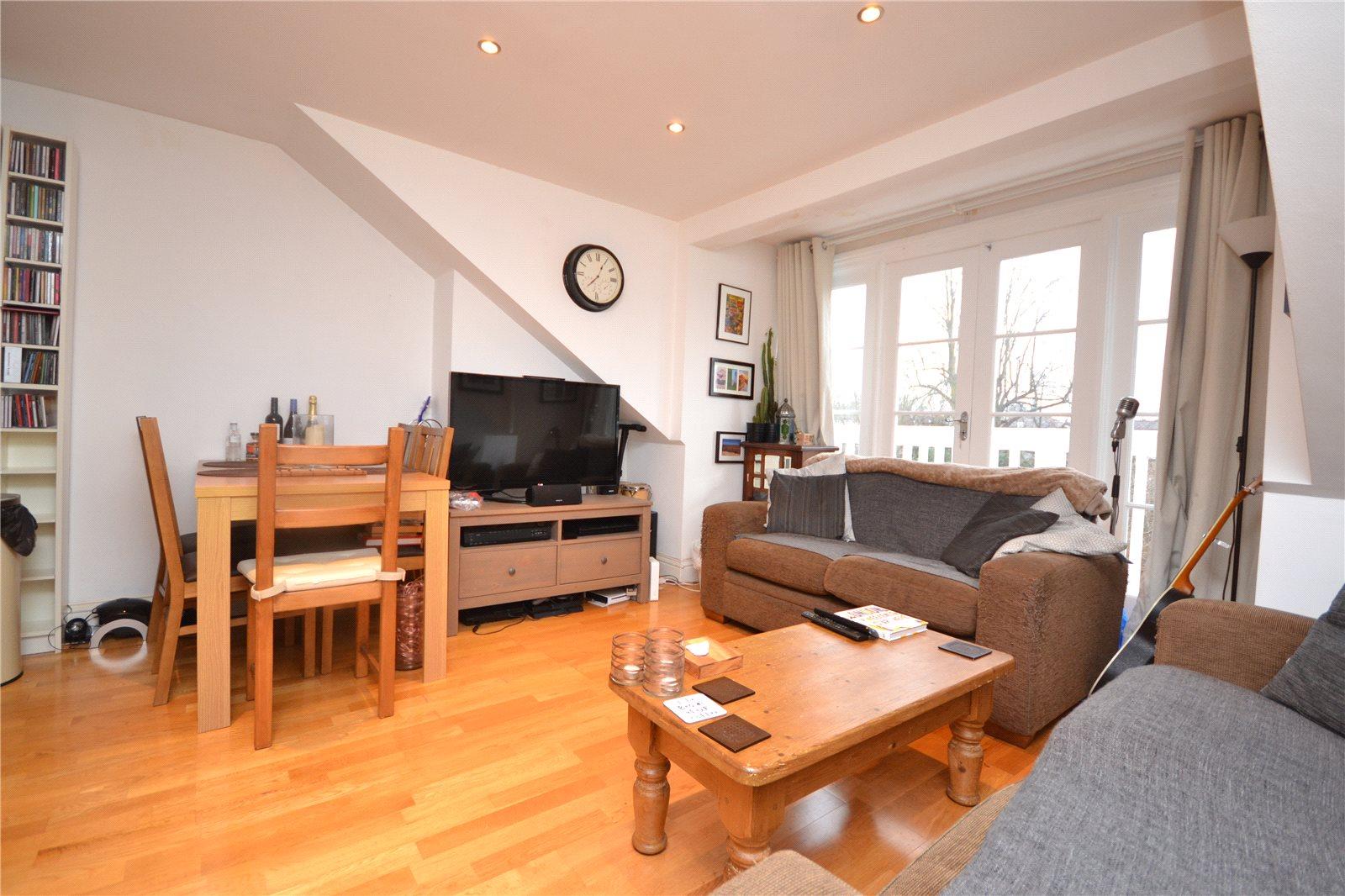 1 bedroom Apartment to rent - Martyn Gerrard