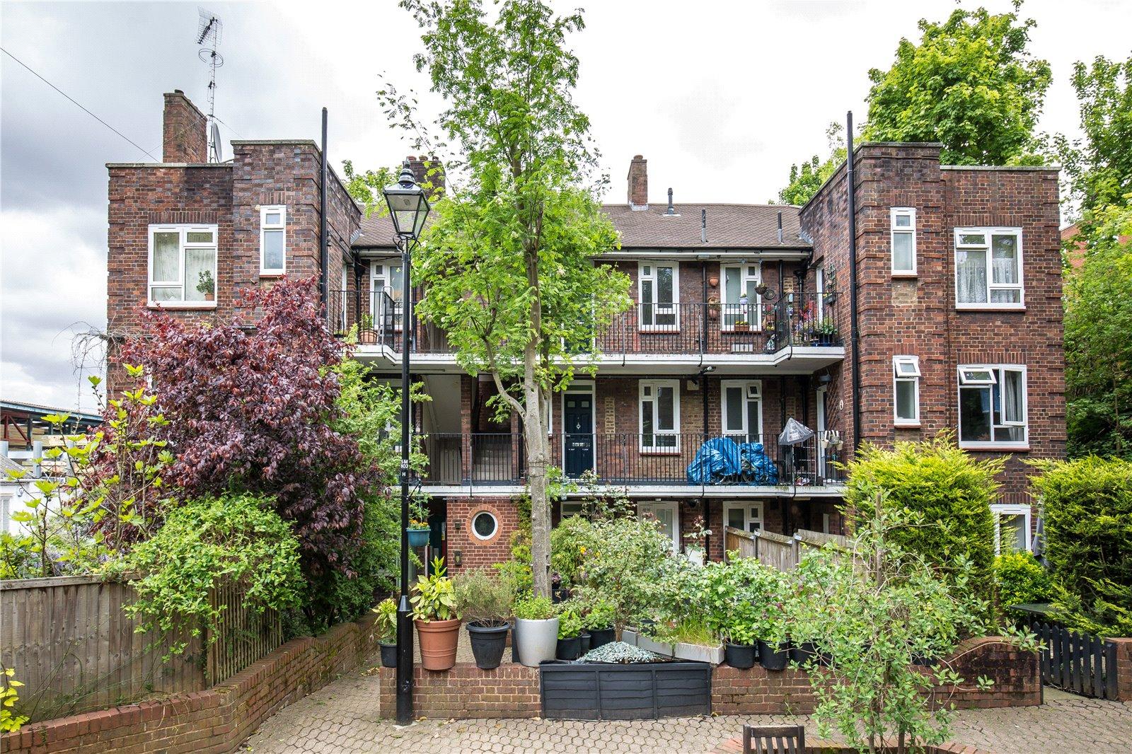 1 bedroom Apartment to rent - Martyn Gerrard