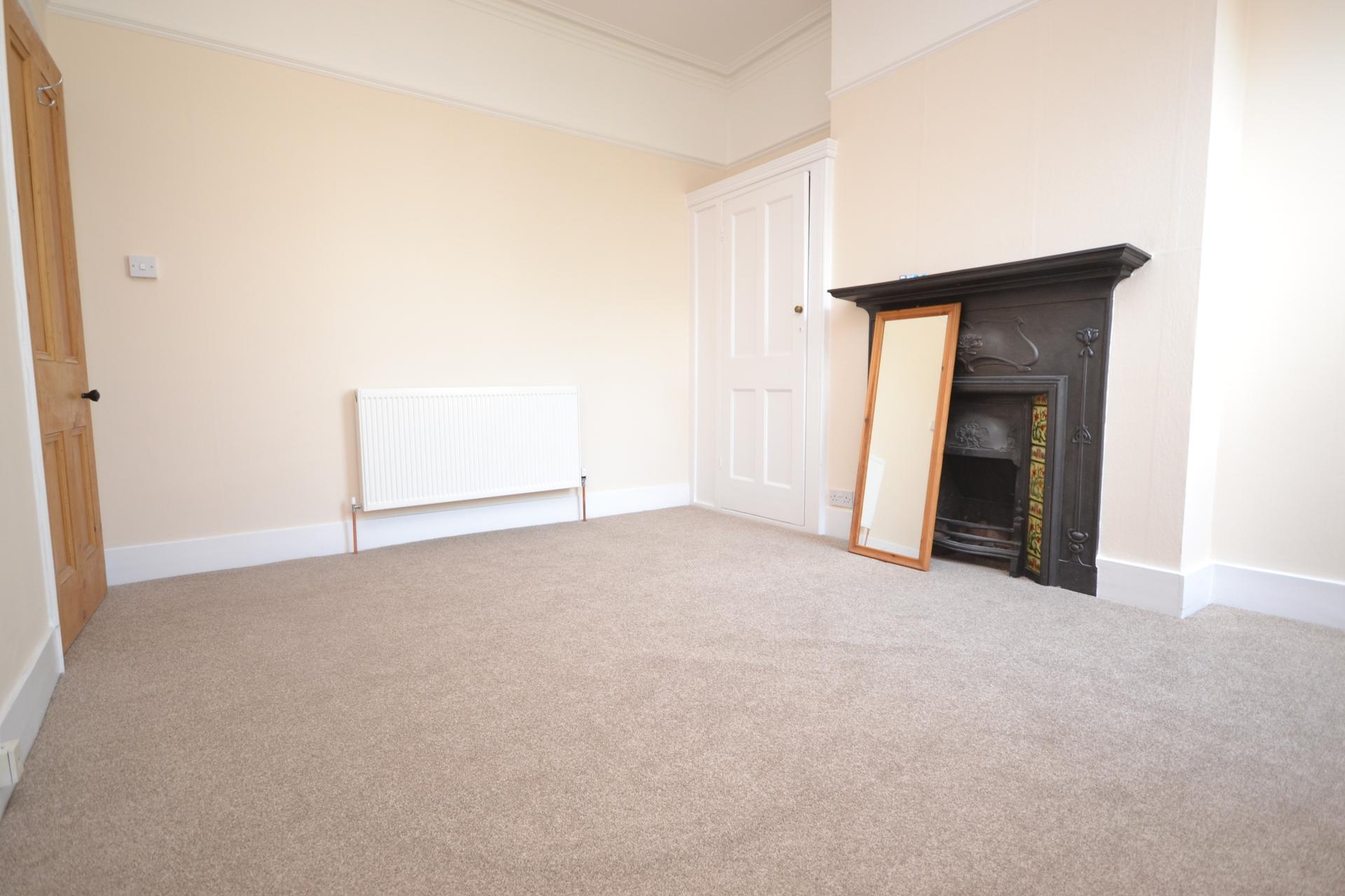 3 bedroom Apartment to rent - Martyn Gerrard