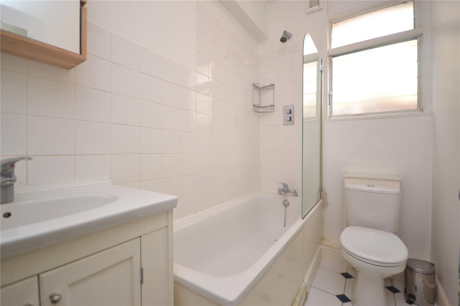 1 bedroom Apartment to rent - Martyn Gerrard