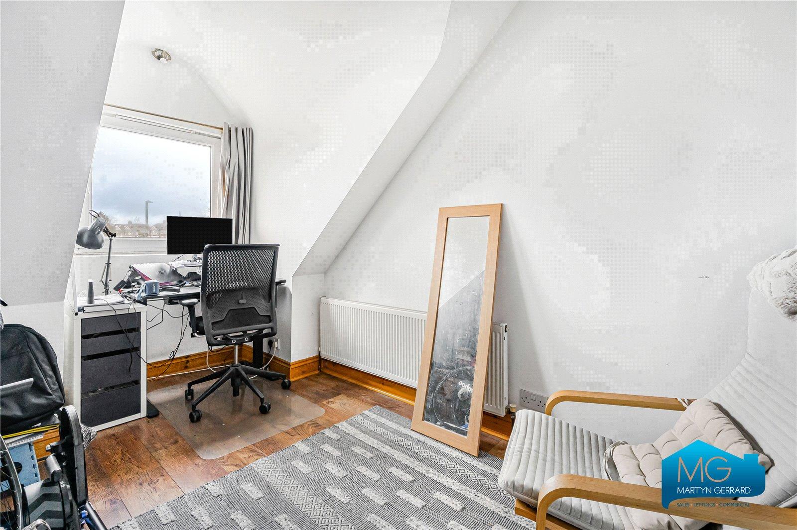 1 bedroom Apartment to rent - Martyn Gerrard