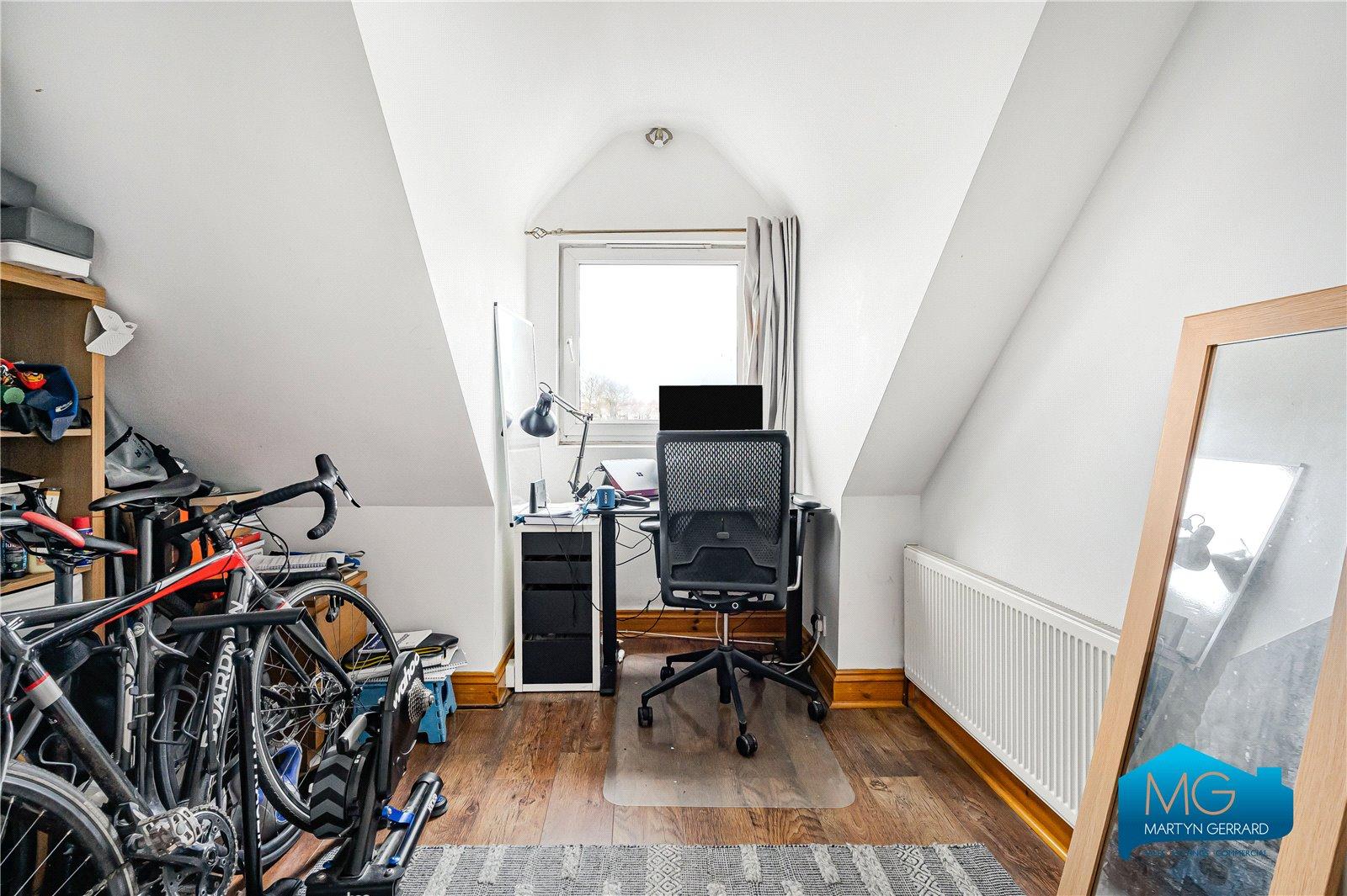 1 bedroom Apartment to rent - Martyn Gerrard
