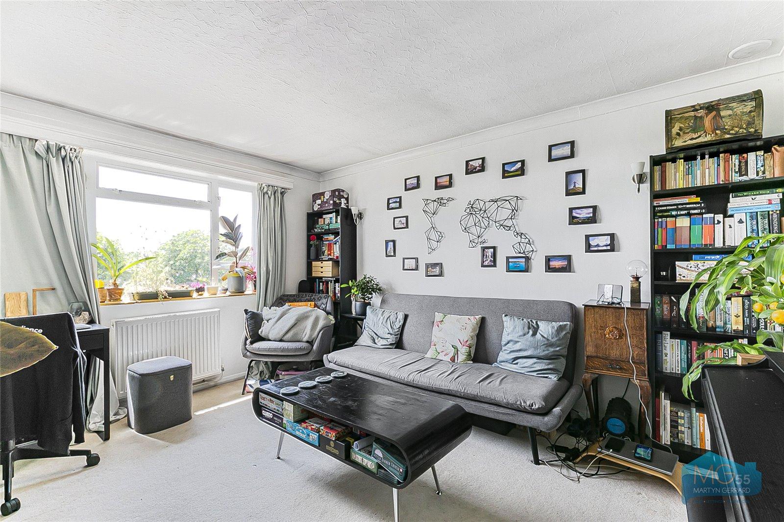 1 bedroom Apartment to rent - Martyn Gerrard