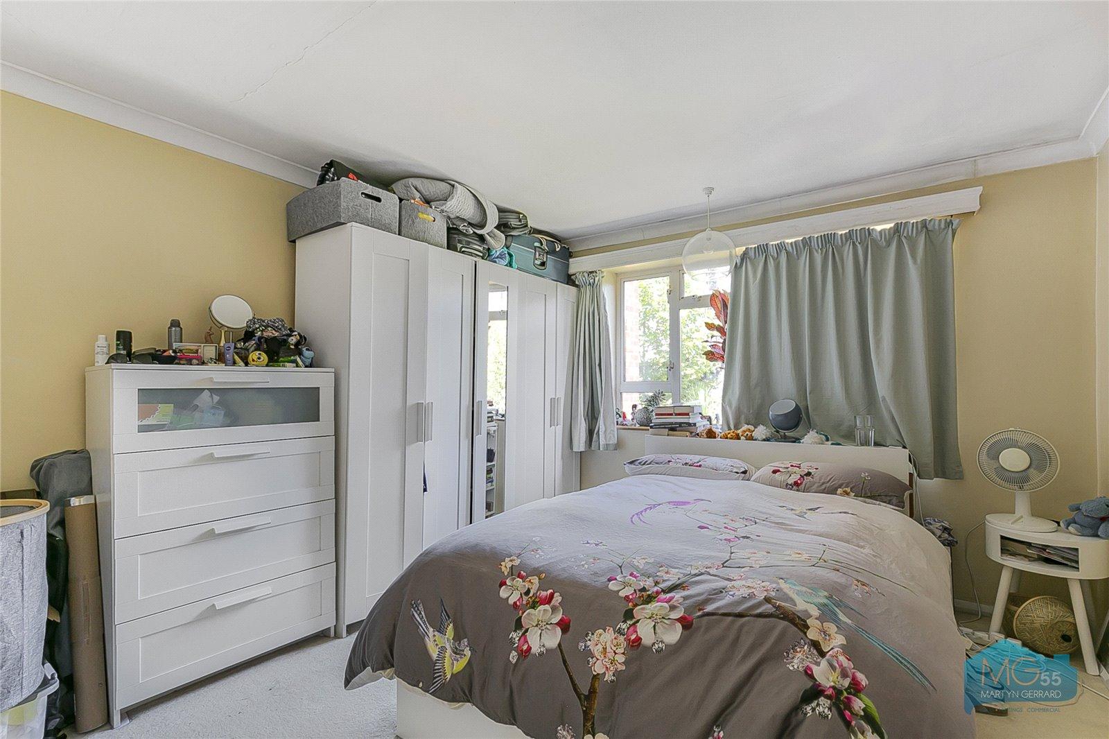 1 bedroom Apartment to rent - Martyn Gerrard