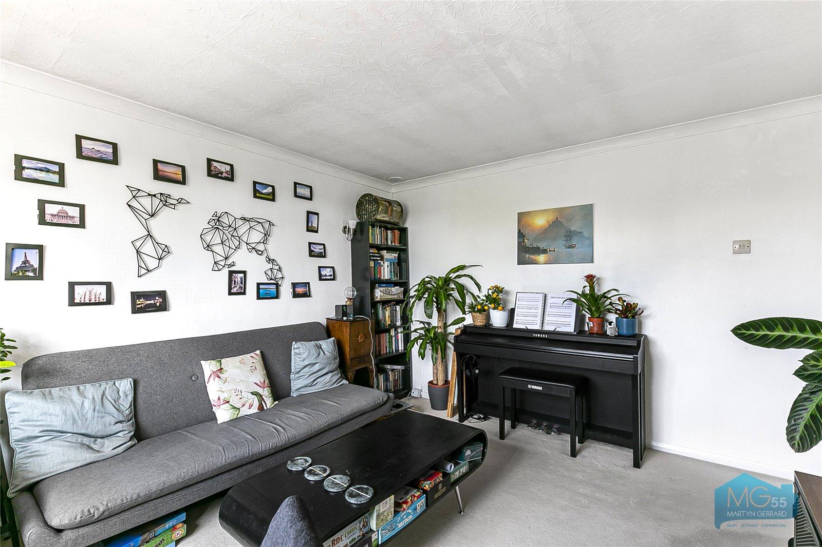 1 bedroom Apartment to rent - Martyn Gerrard