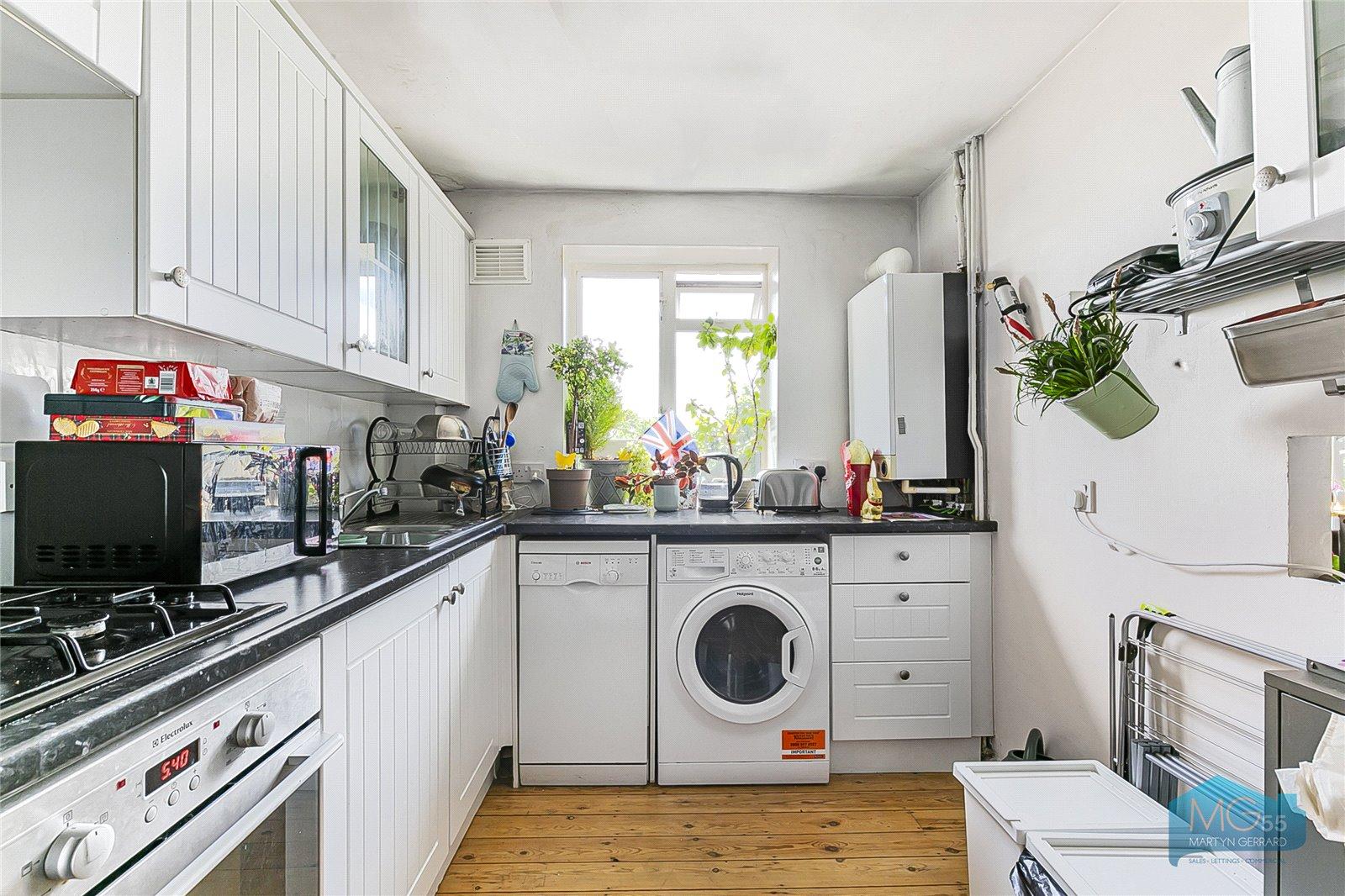 1 bedroom Apartment to rent - Martyn Gerrard