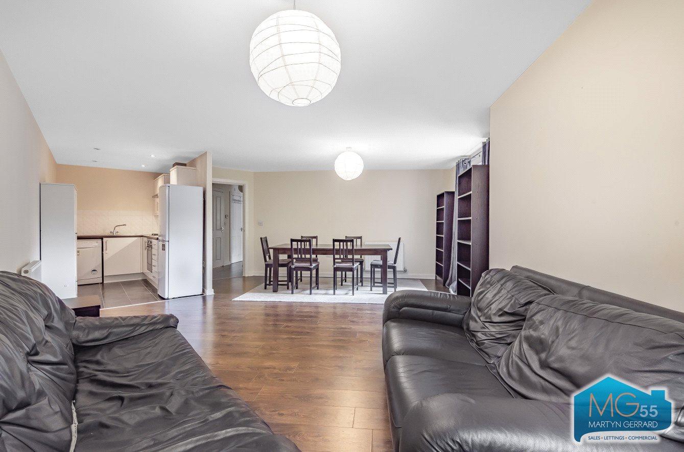 2 bedroom Apartment to rent - Martyn Gerrard