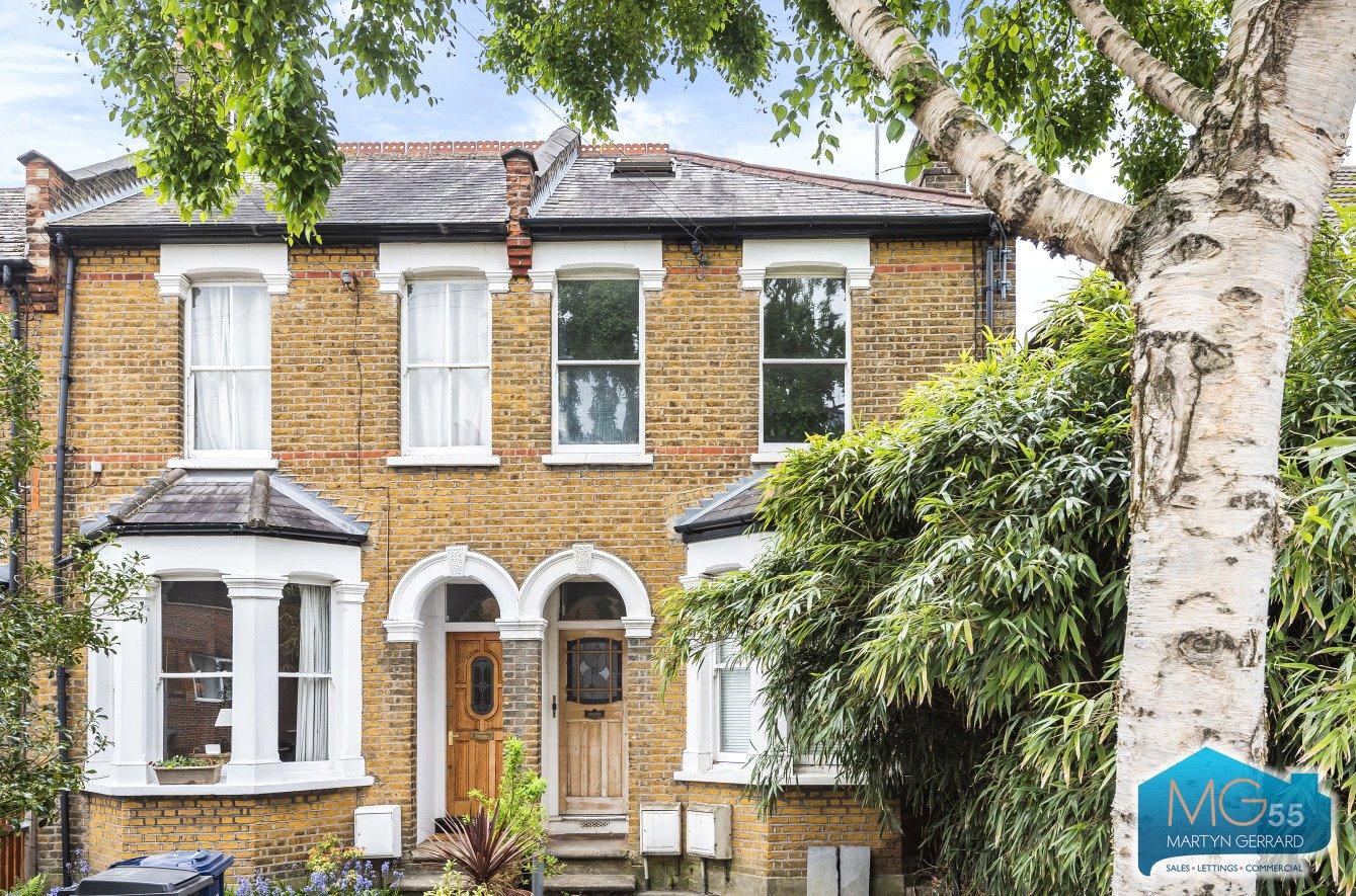 2 bedroom Apartment to rent - Martyn Gerrard