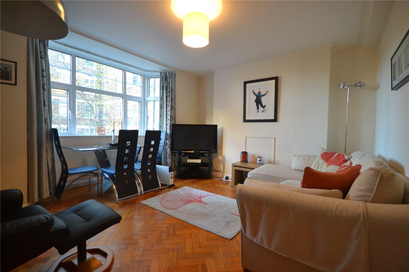 2 bedroom Apartment to rent - Martyn Gerrard