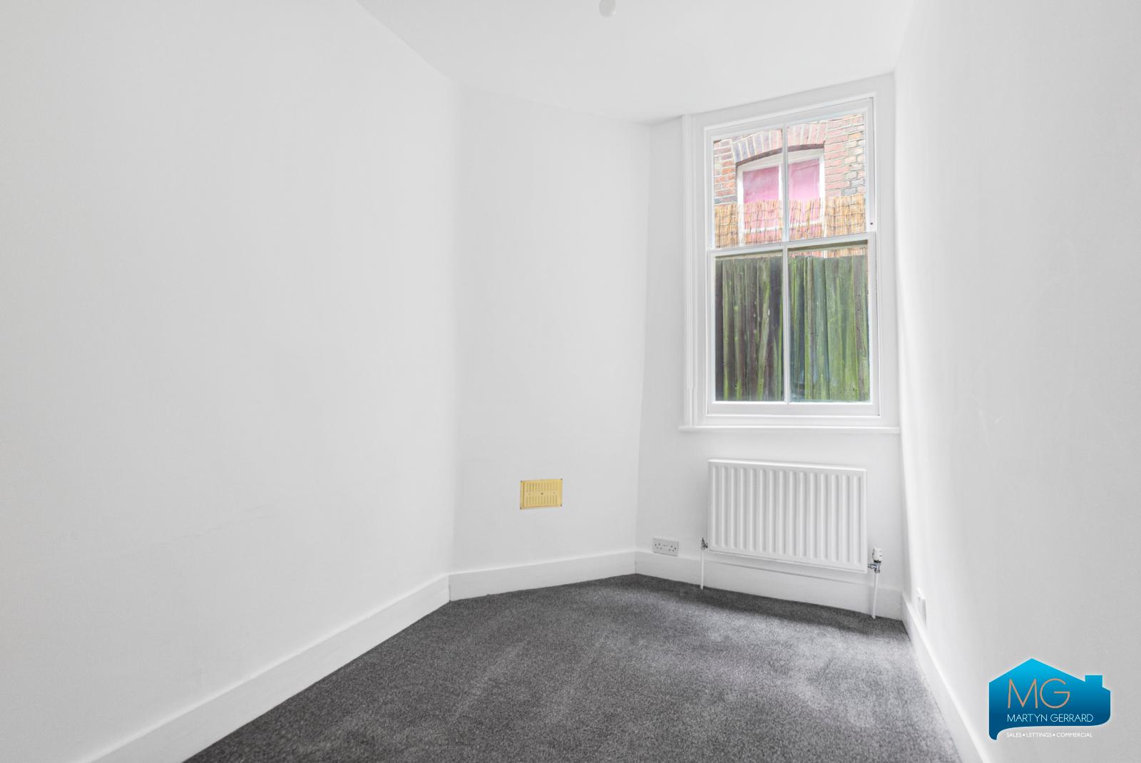 2 bedroom Maisonette to rent - Martyn Gerrard