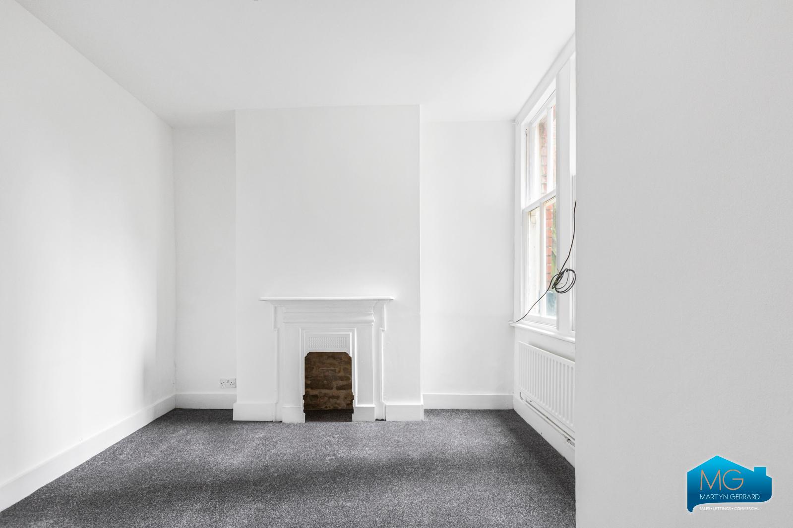 2 bedroom Maisonette to rent - Martyn Gerrard