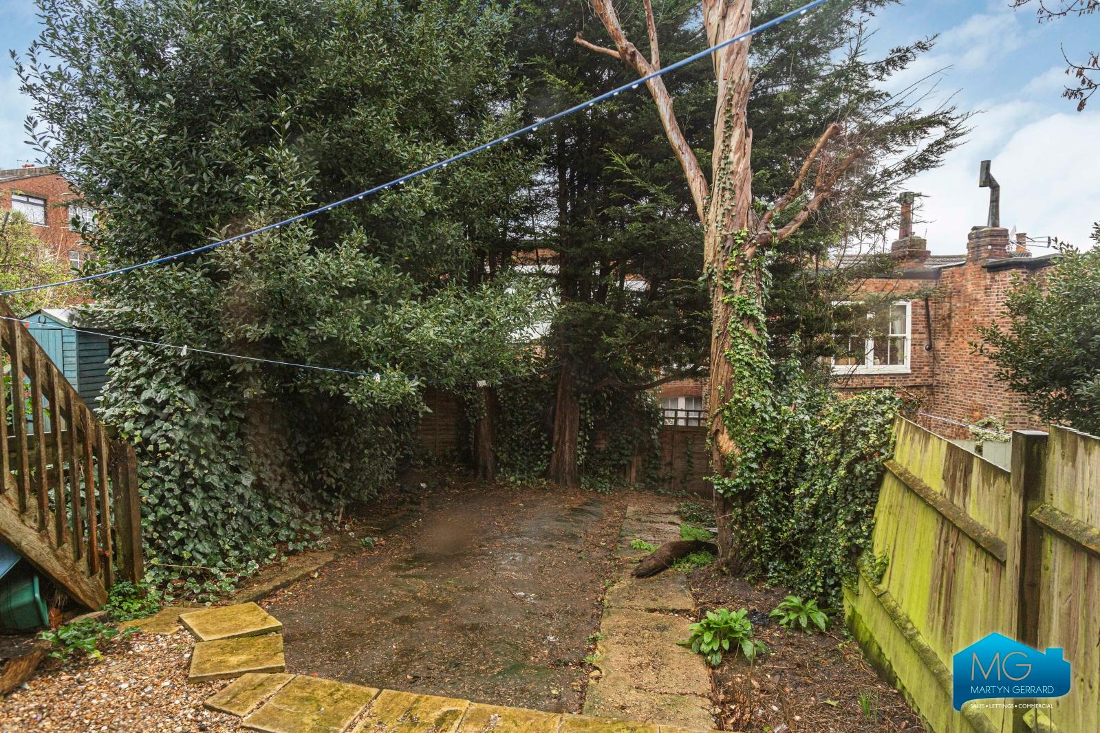 2 bedroom Maisonette to rent - Martyn Gerrard