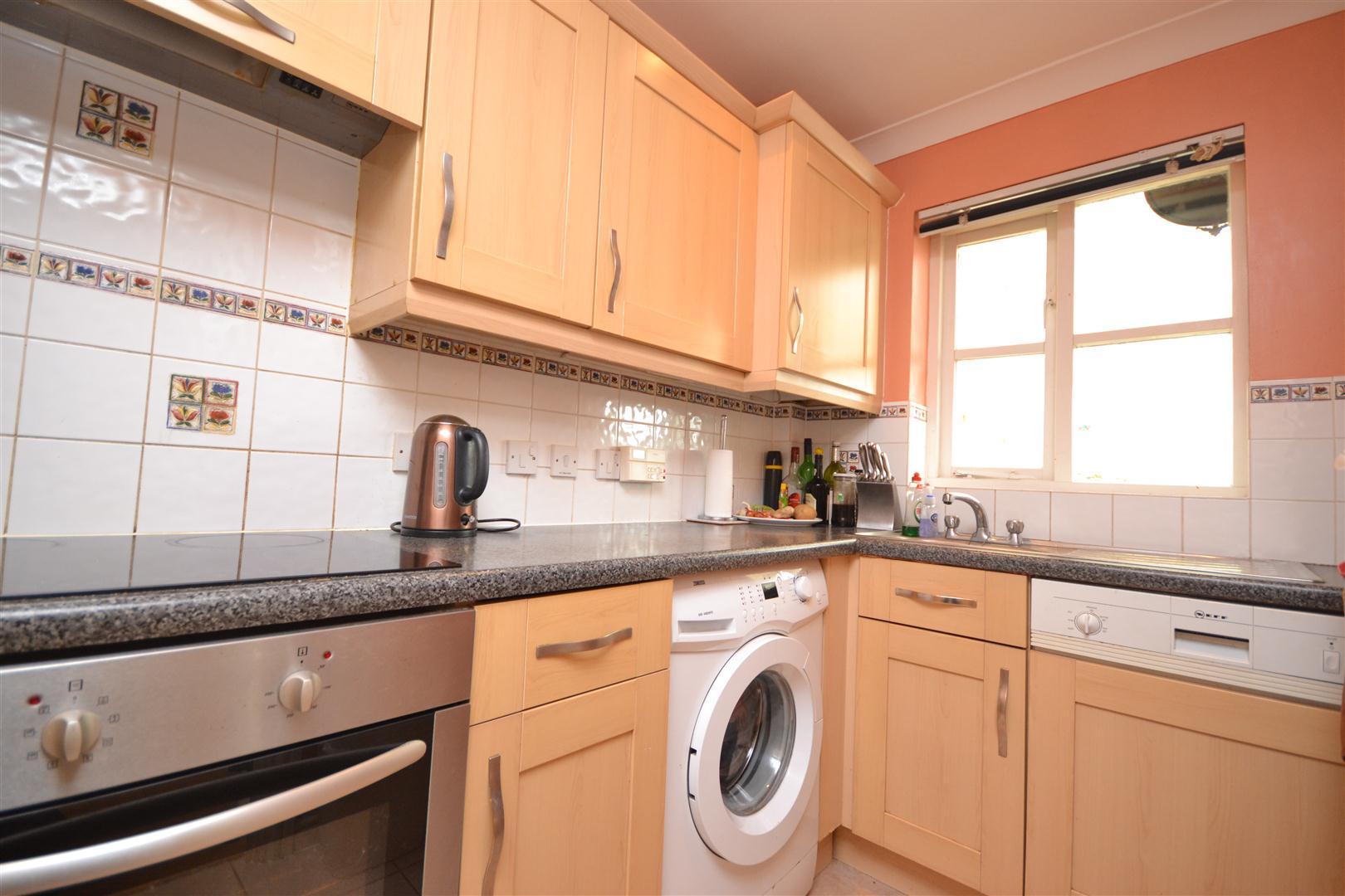 3 bedroom House to rent - Martyn Gerrard