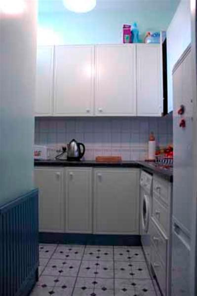 2 bedroom Apartment to rent - Martyn Gerrard