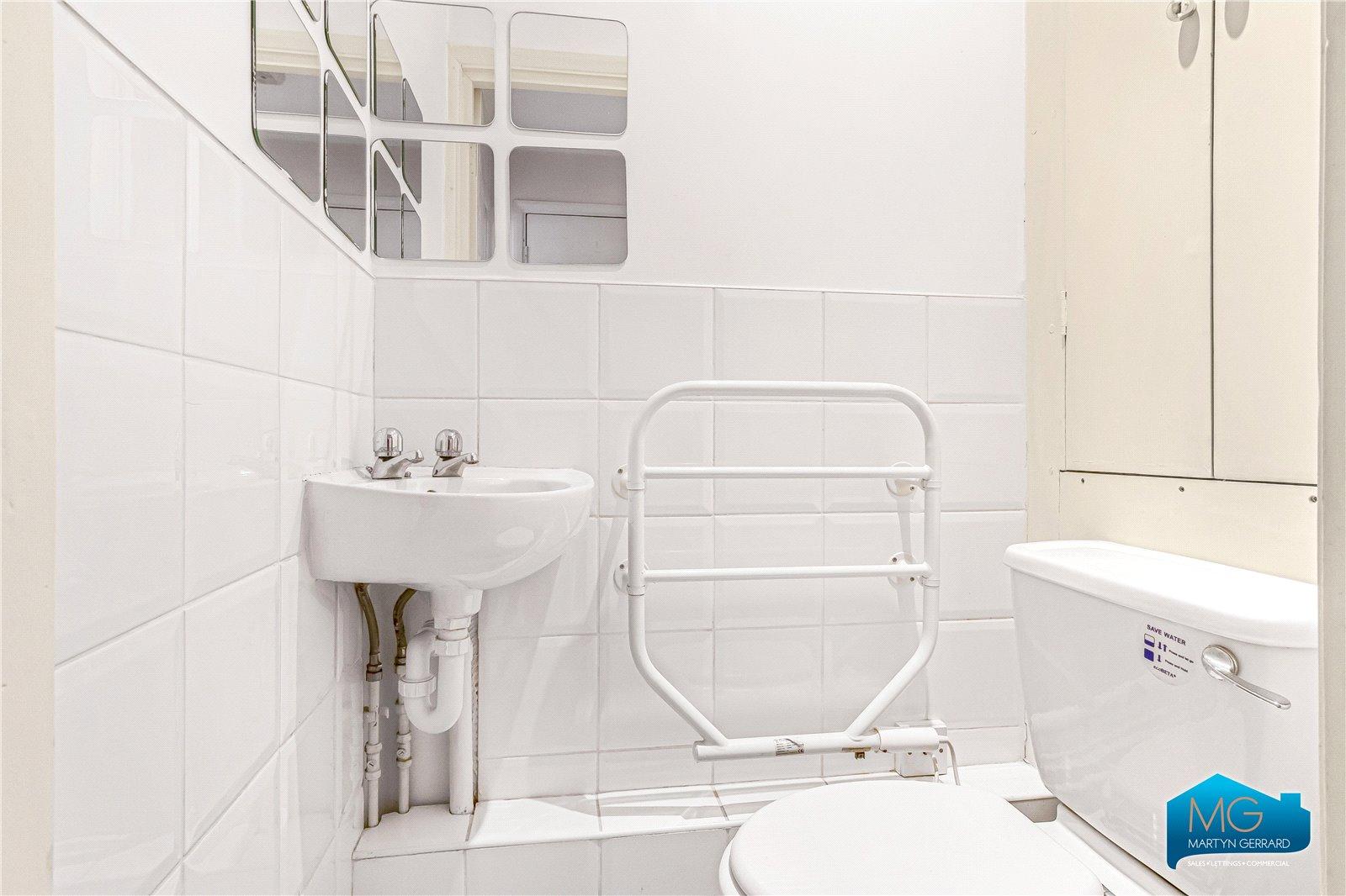 1 bedroom Apartment to rent - Martyn Gerrard