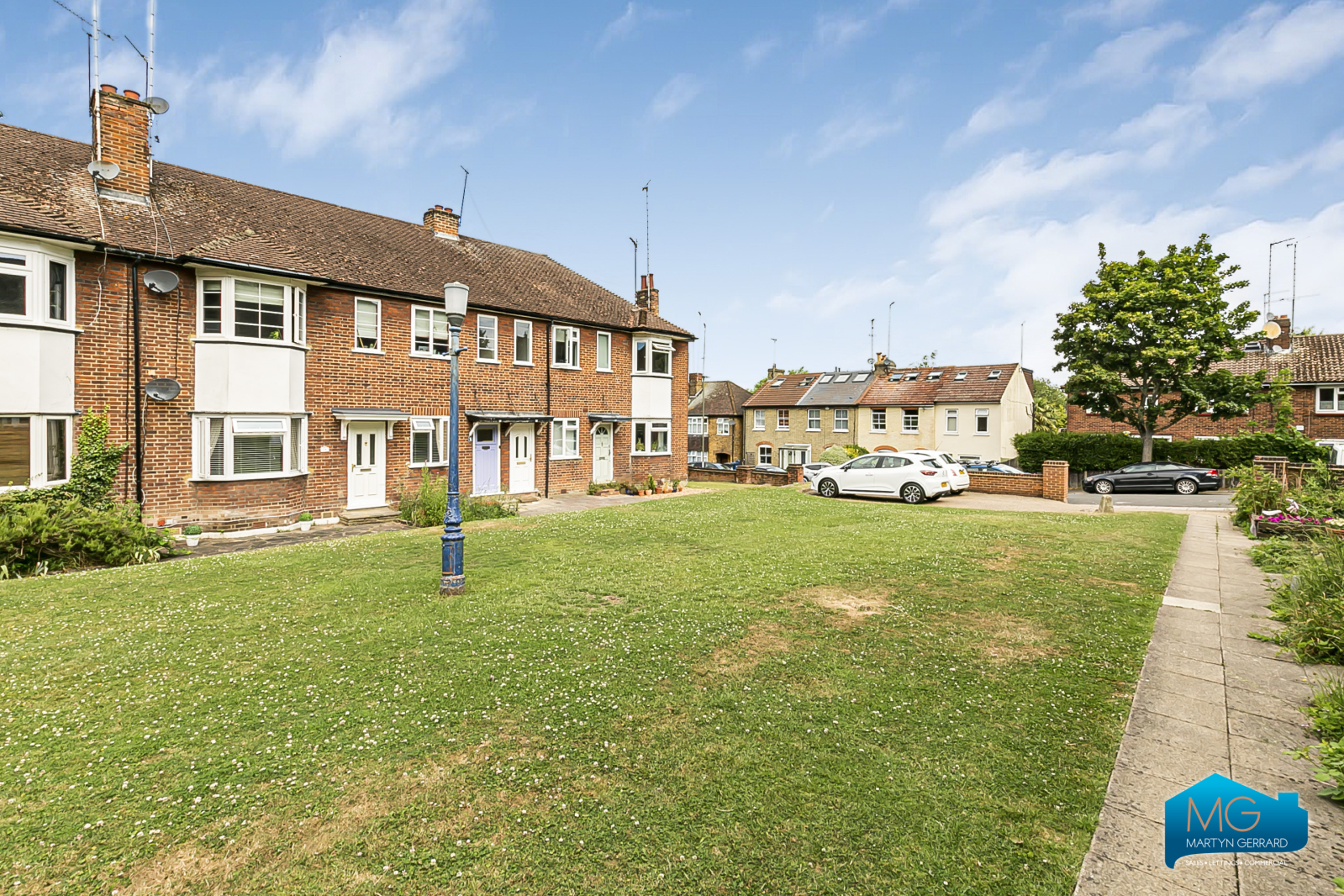 2 bedroom Maisonette to rent - Martyn Gerrard