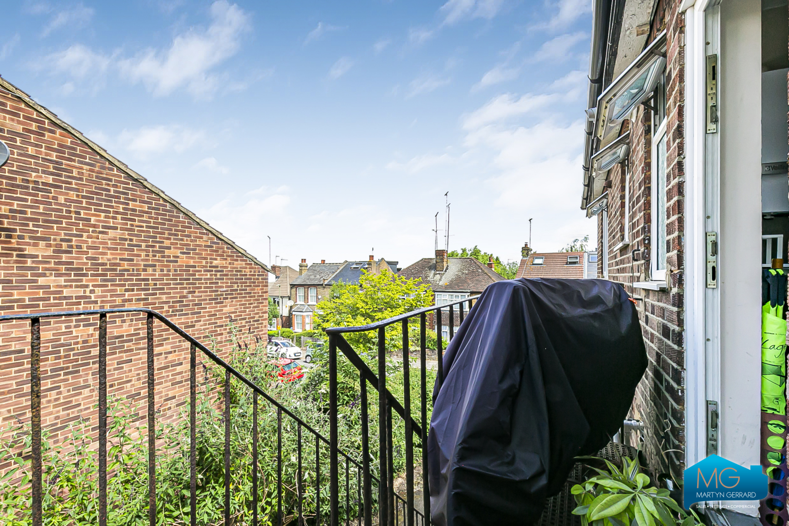 2 bedroom Maisonette to rent - Martyn Gerrard
