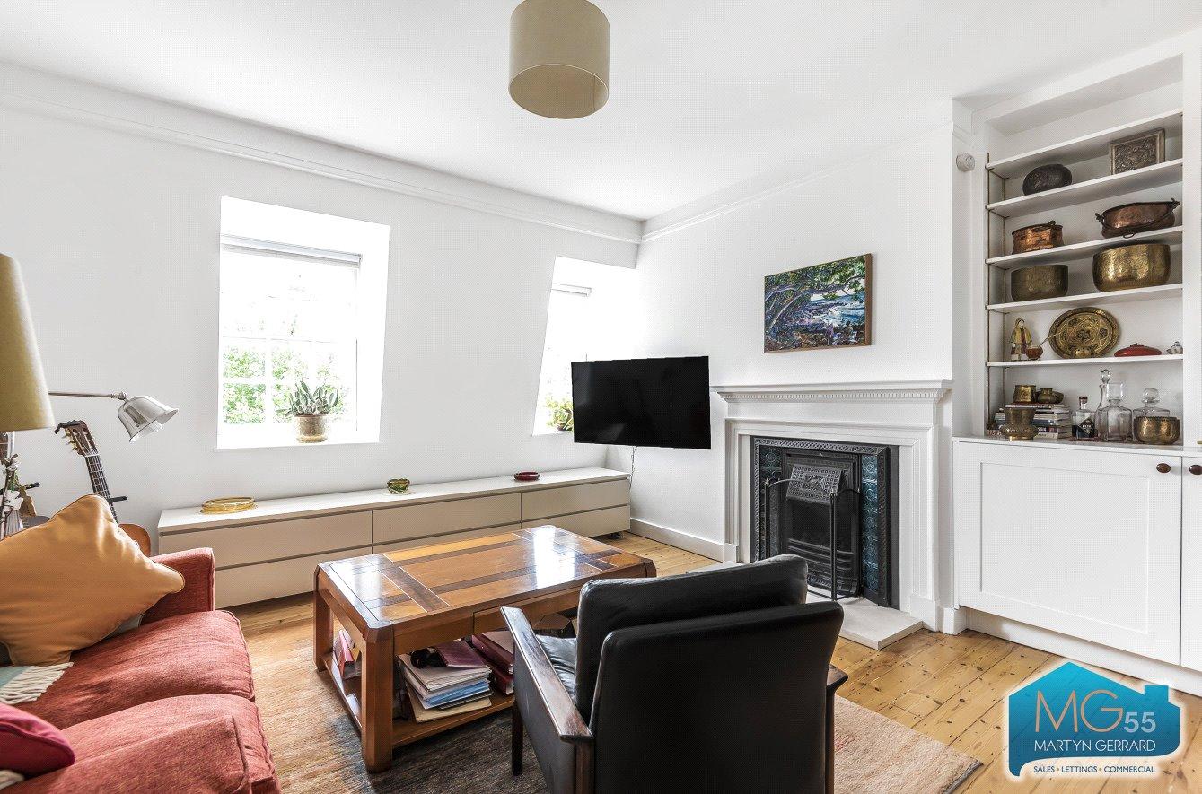 3 bedroom Apartment to rent - Martyn Gerrard