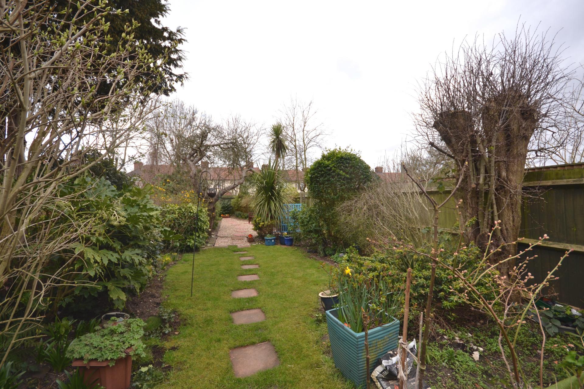 2 bedroom End of Terrace House for sale - Martyn Gerrard
