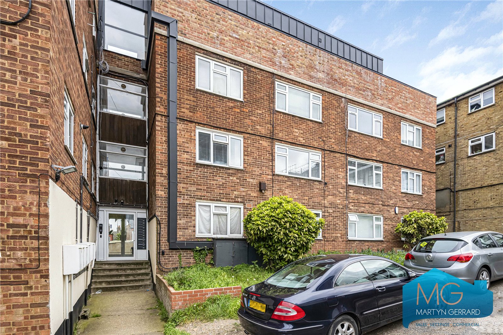 1 bedroom Apartment for sale - Martyn Gerrard