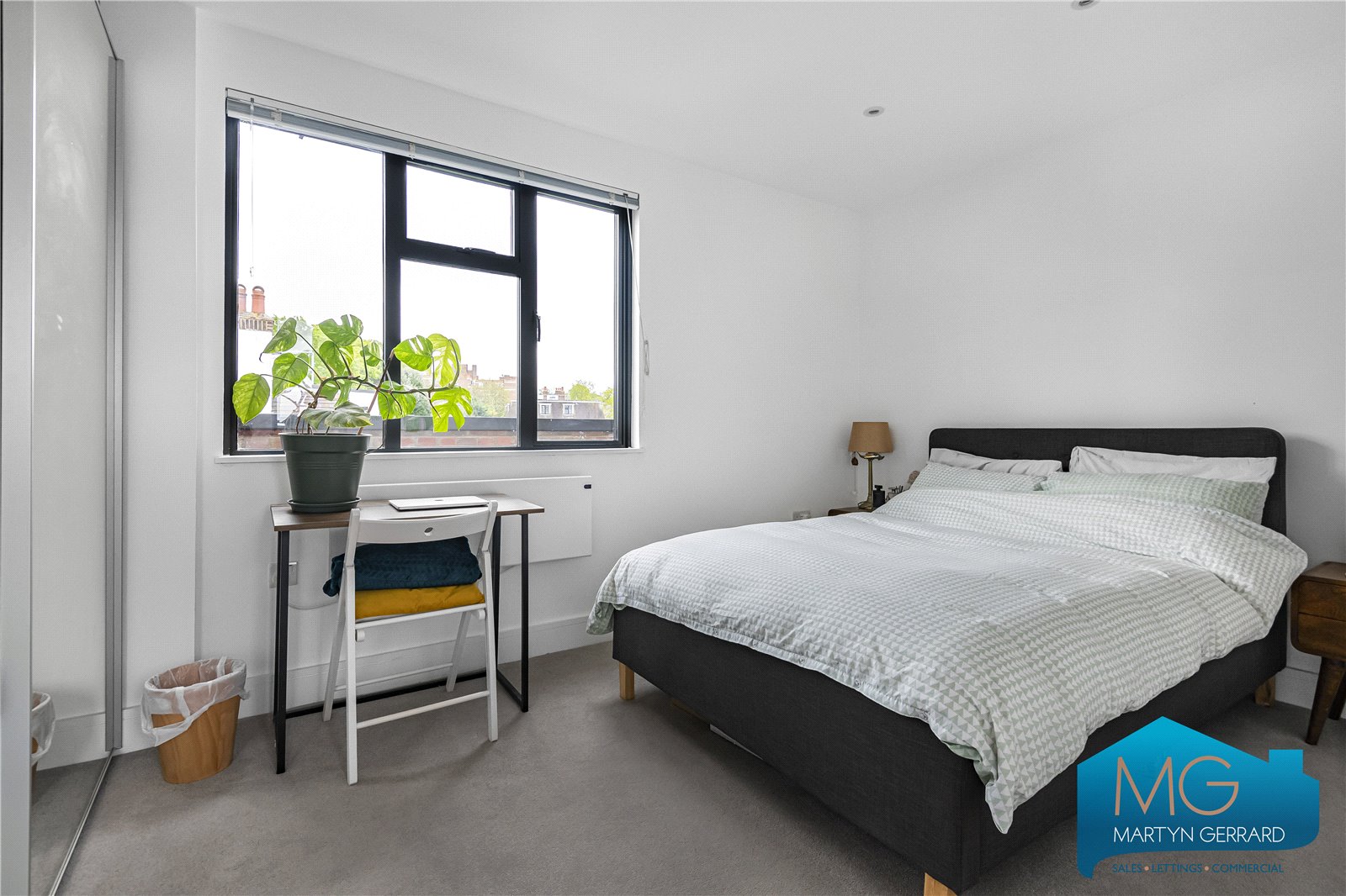 1 bedroom Apartment for sale - Martyn Gerrard
