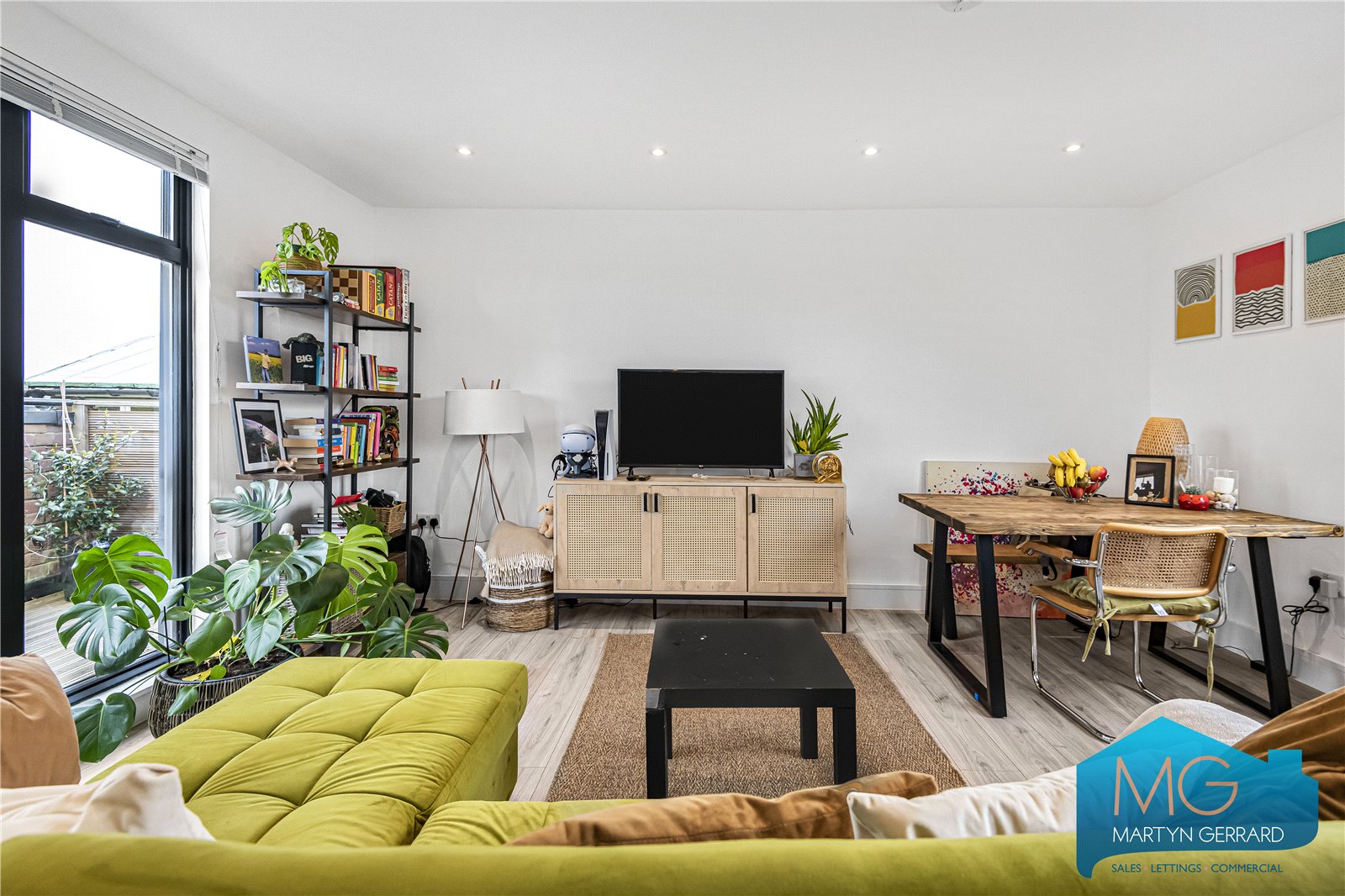 1 bedroom Apartment for sale - Martyn Gerrard