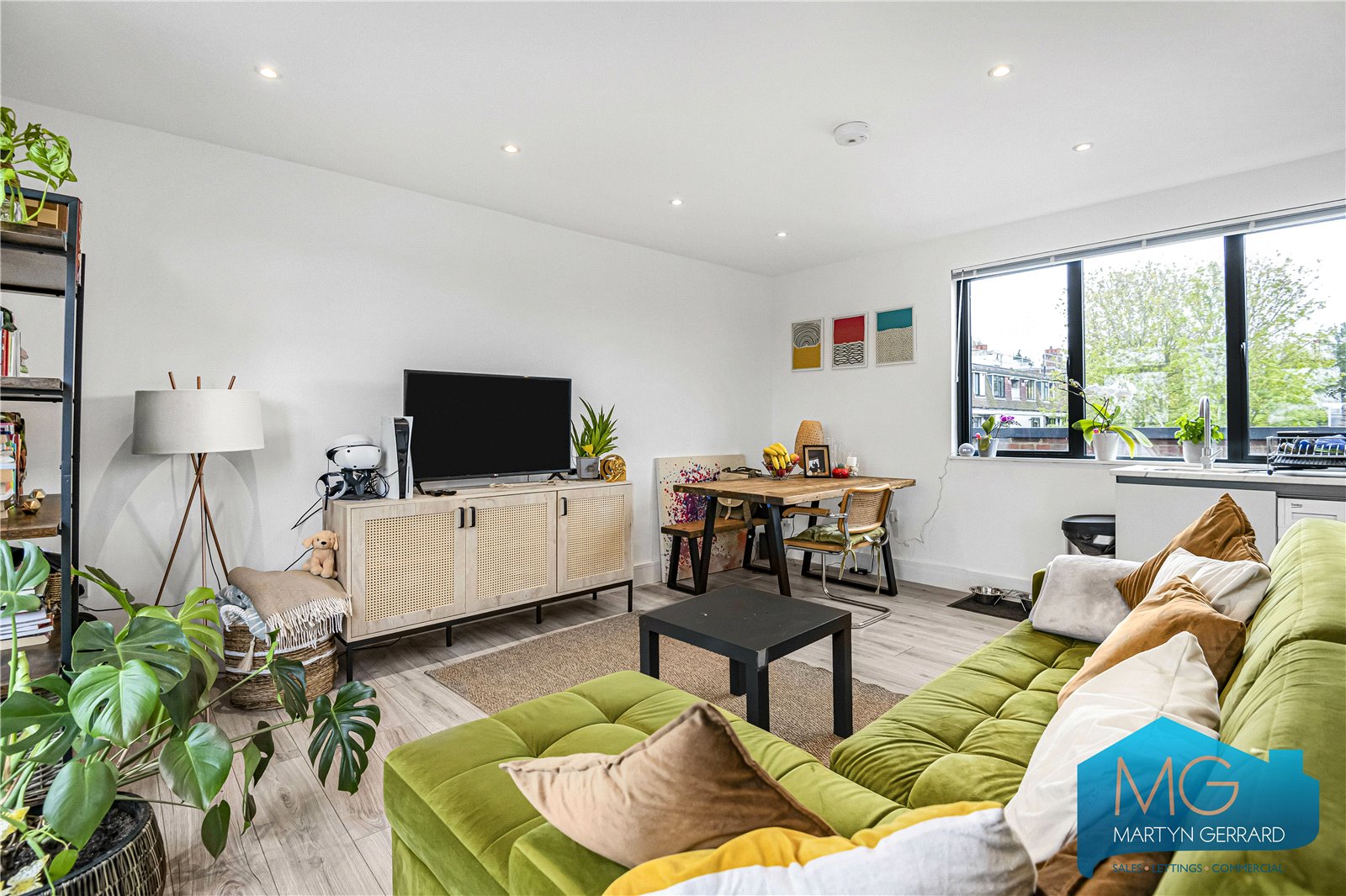 1 bedroom Apartment for sale - Martyn Gerrard