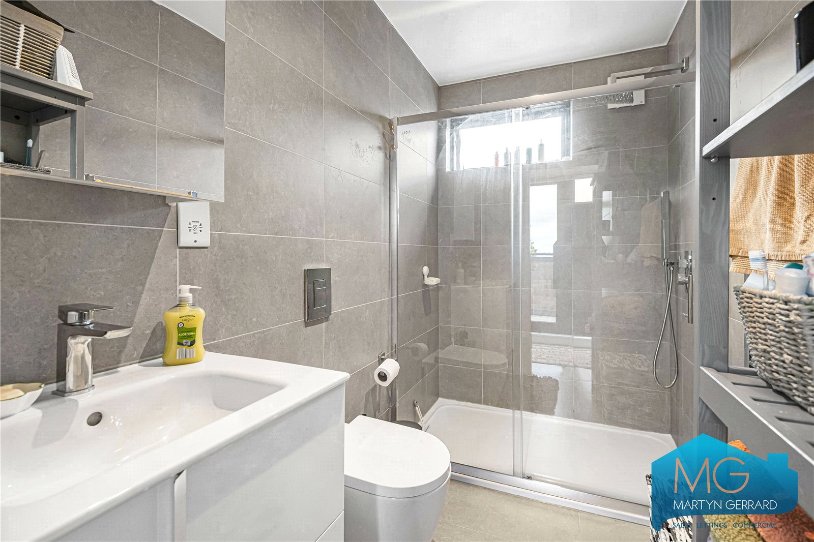 1 bedroom Apartment for sale - Martyn Gerrard