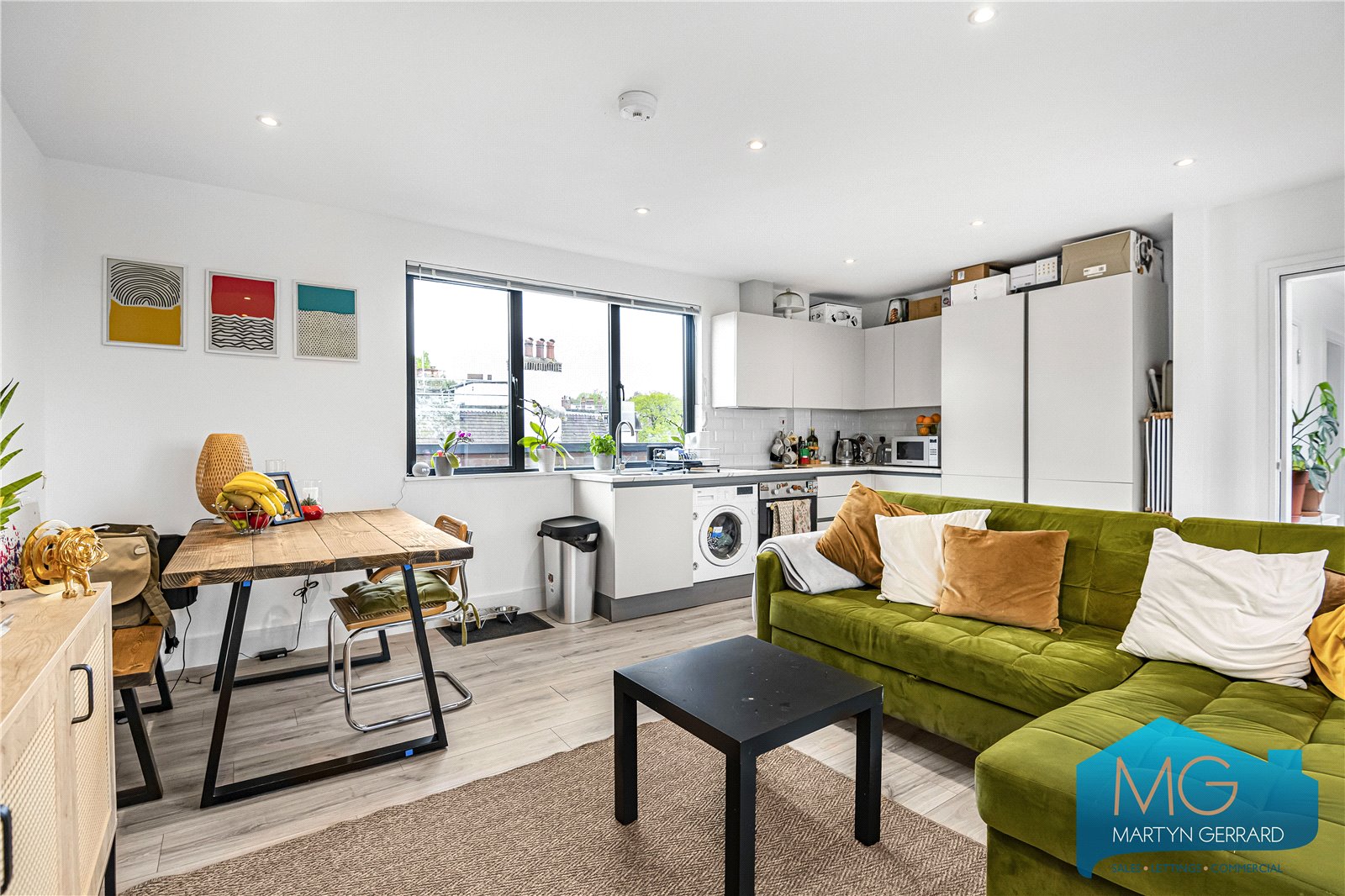 1 bedroom Apartment for sale - Martyn Gerrard