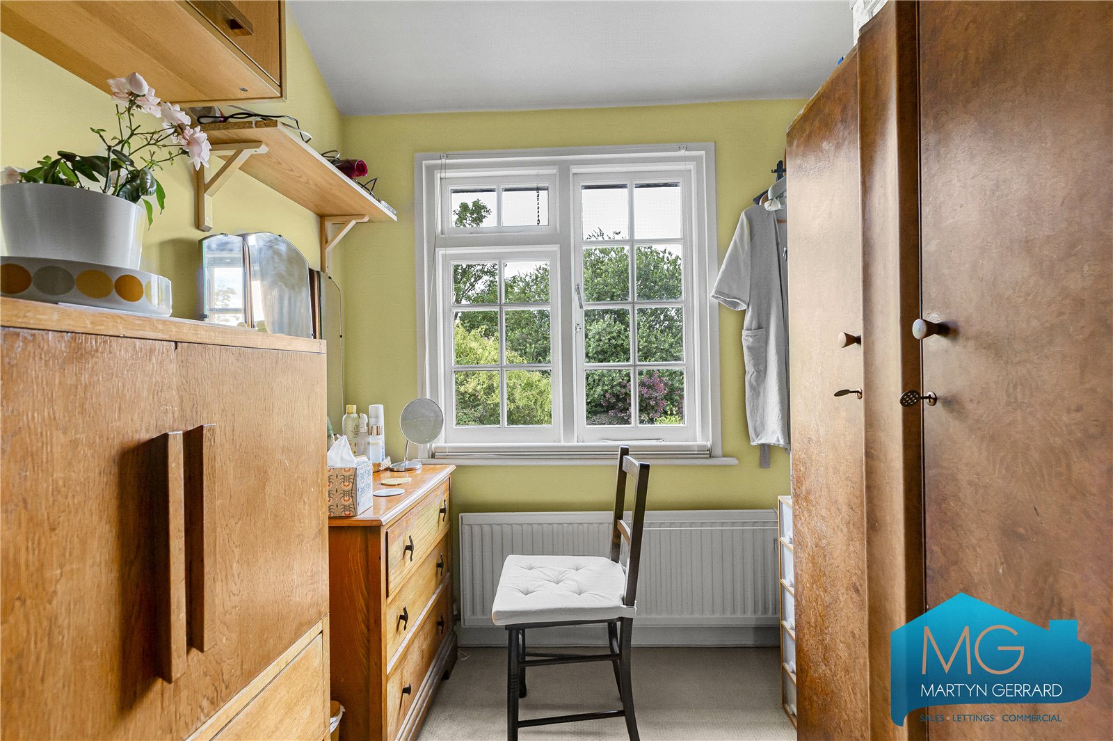 2 bedroom Terraced House for sale - Martyn Gerrard